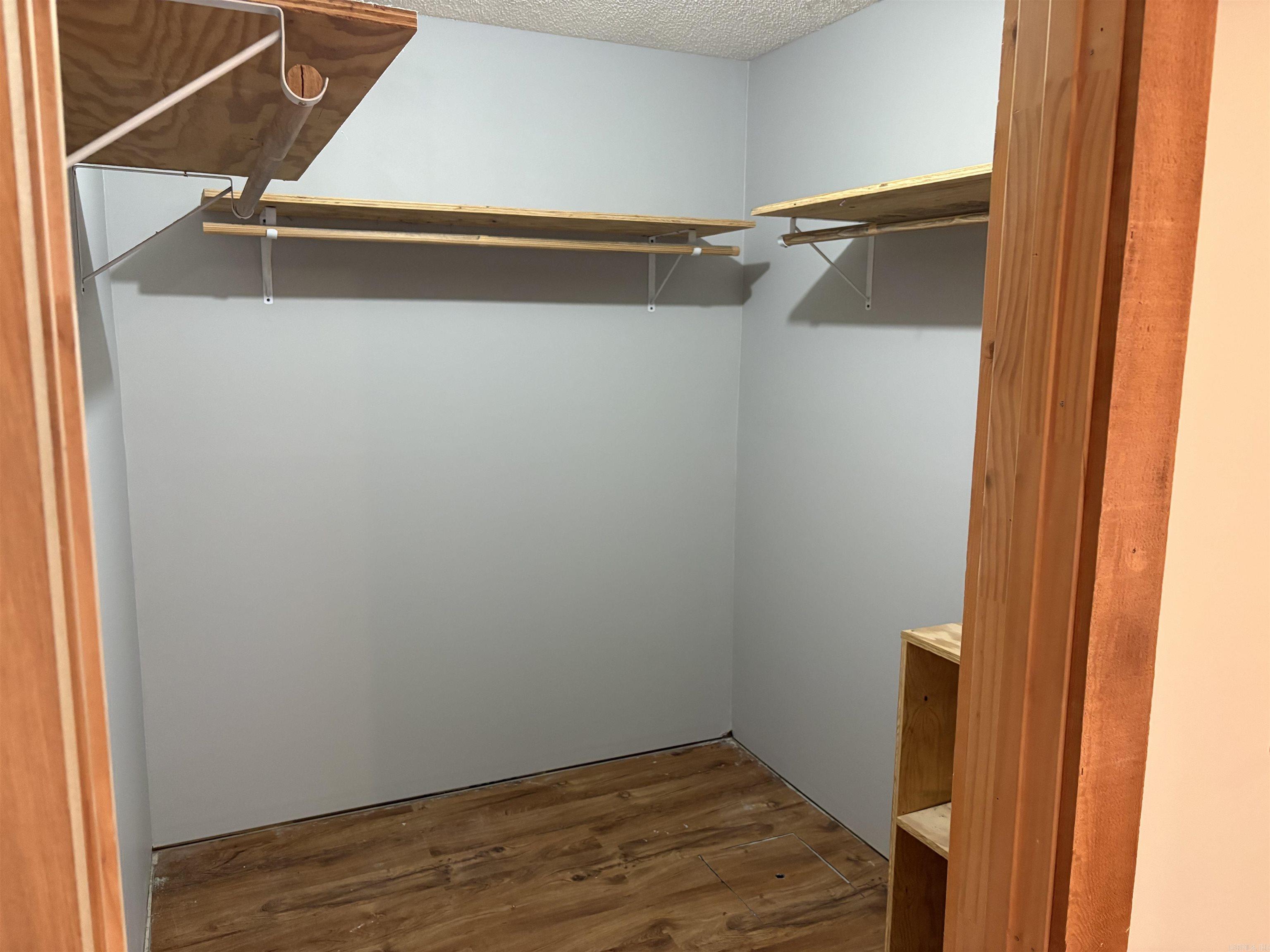 CEDAR VALLEY S/D - Residential