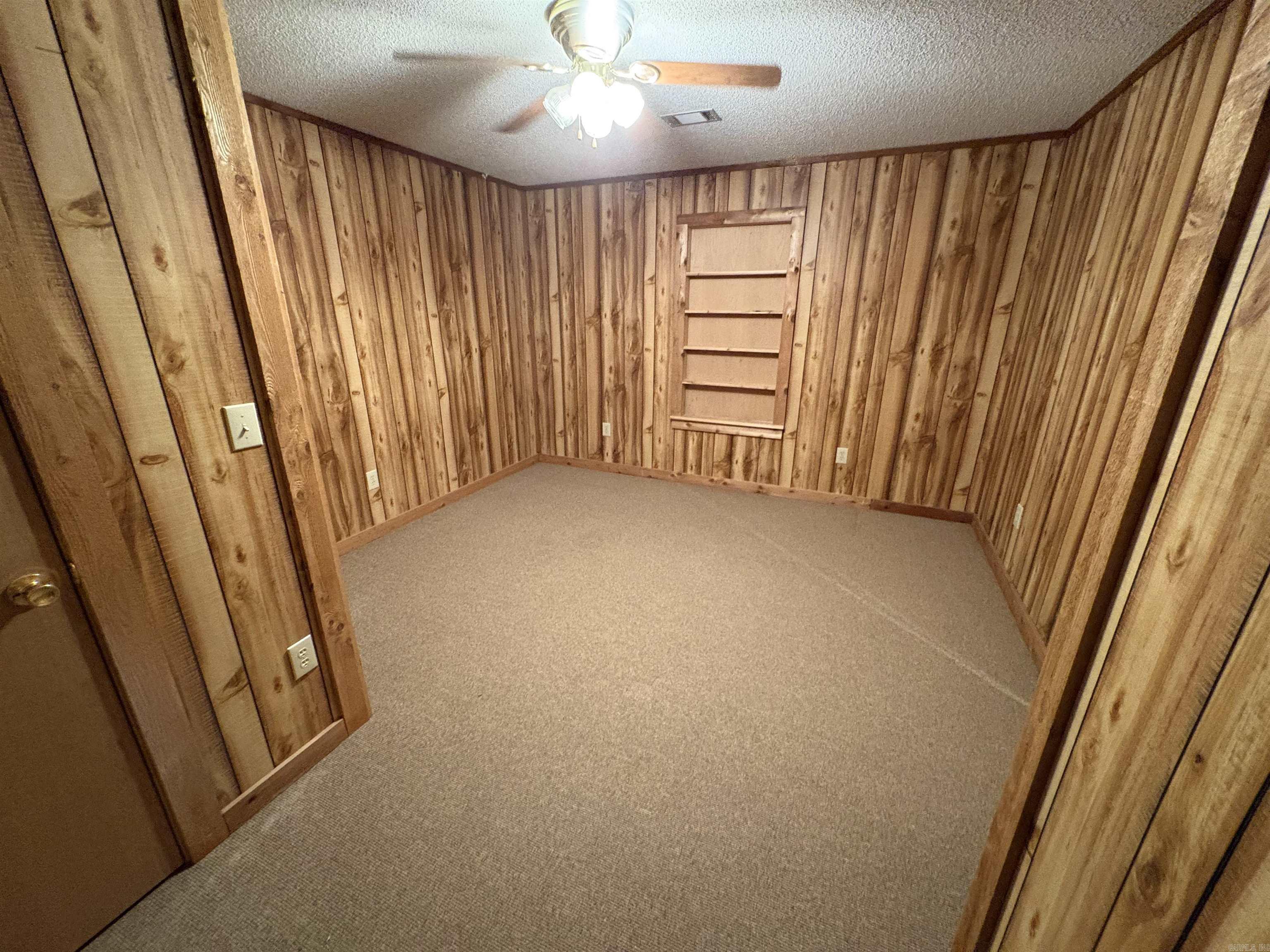 CEDAR VALLEY S/D - Residential