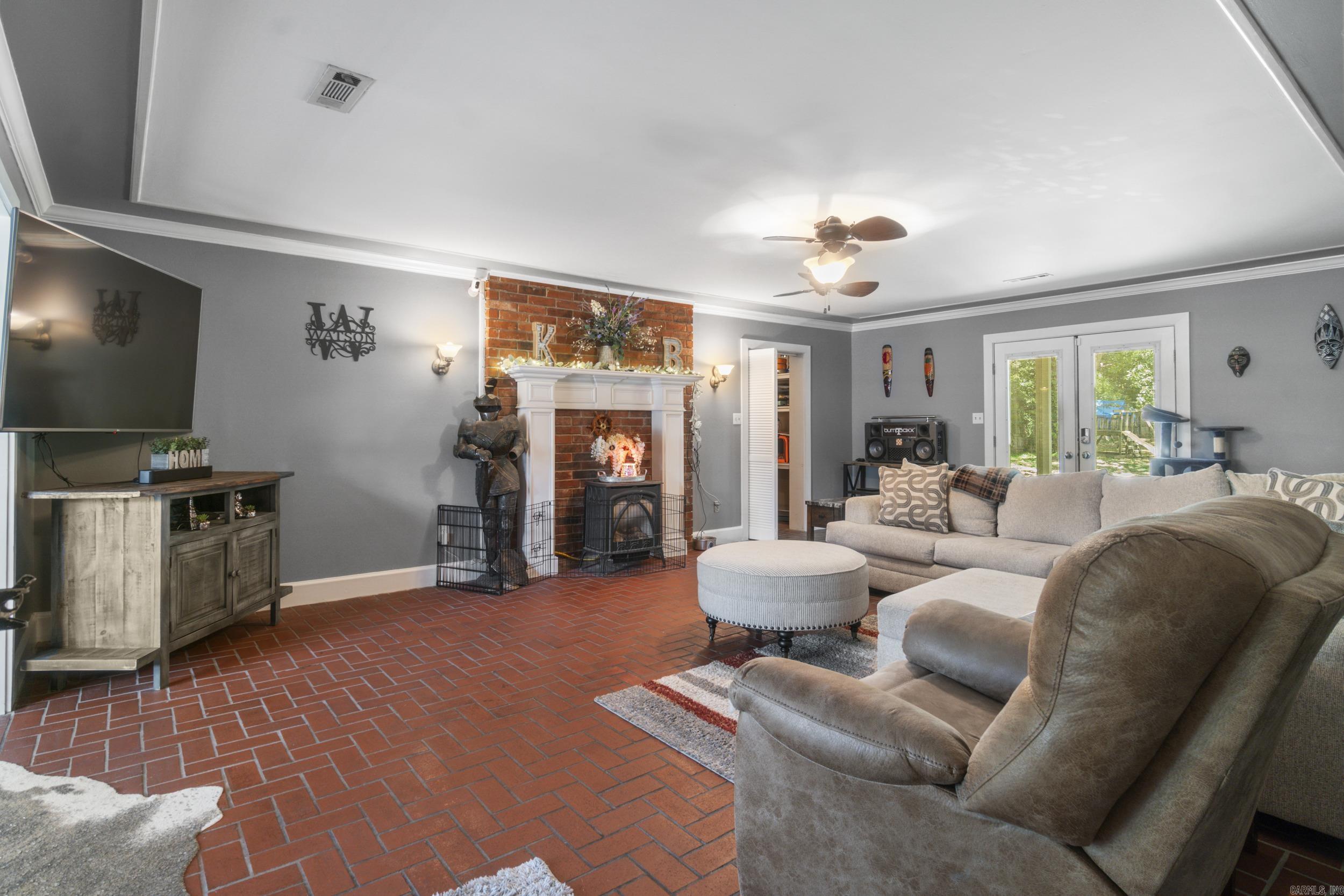 COUNTRY CLUB EAST ADD (SEARCY) - Residential