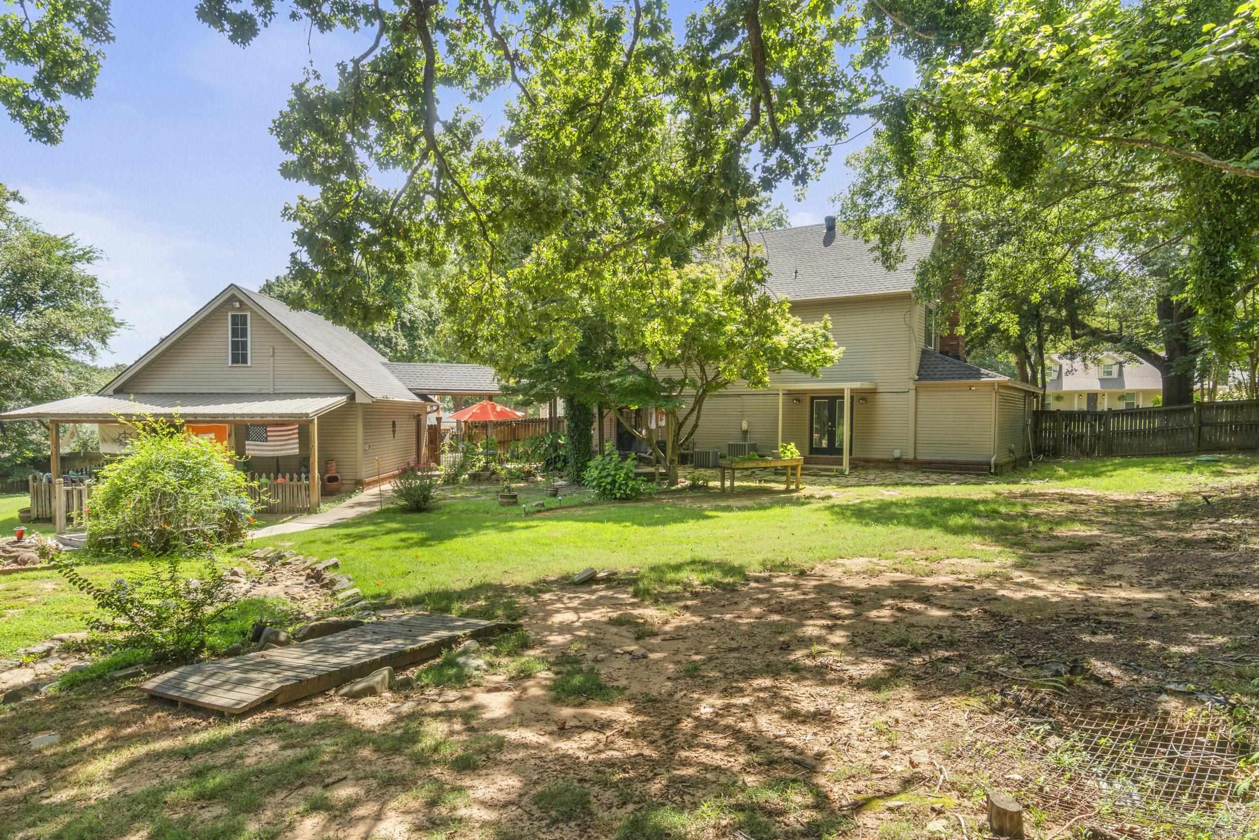 COUNTRY CLUB EAST ADD (SEARCY) - Residential