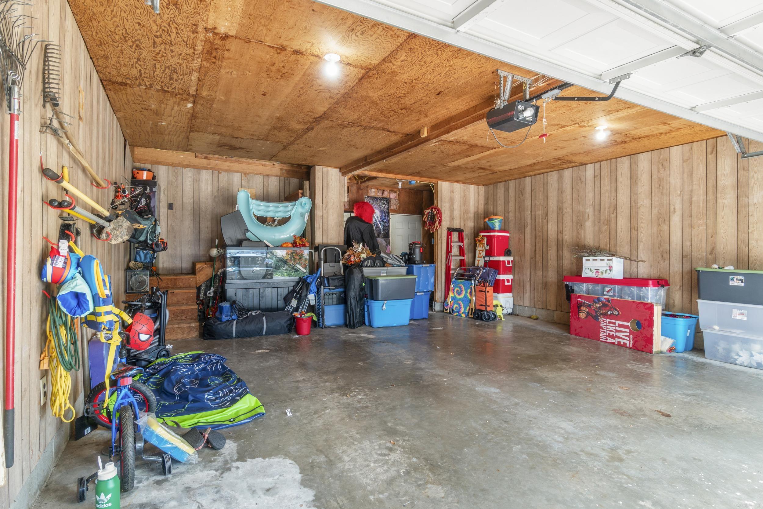 COUNTRY CLUB EAST ADD (SEARCY) - Residential