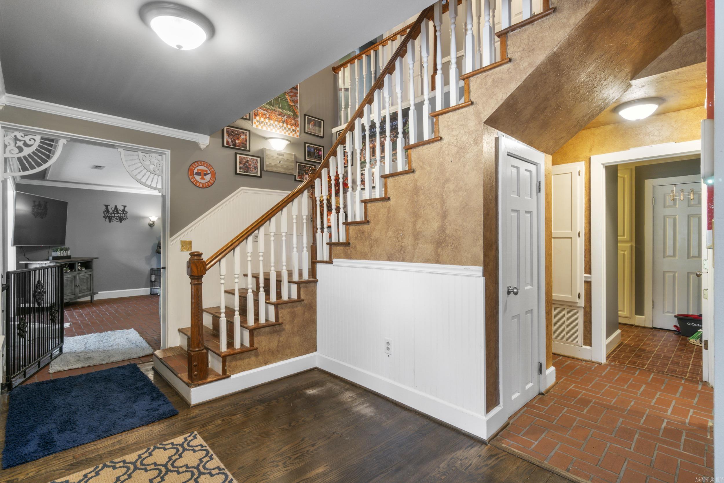 COUNTRY CLUB EAST ADD (SEARCY) - Residential