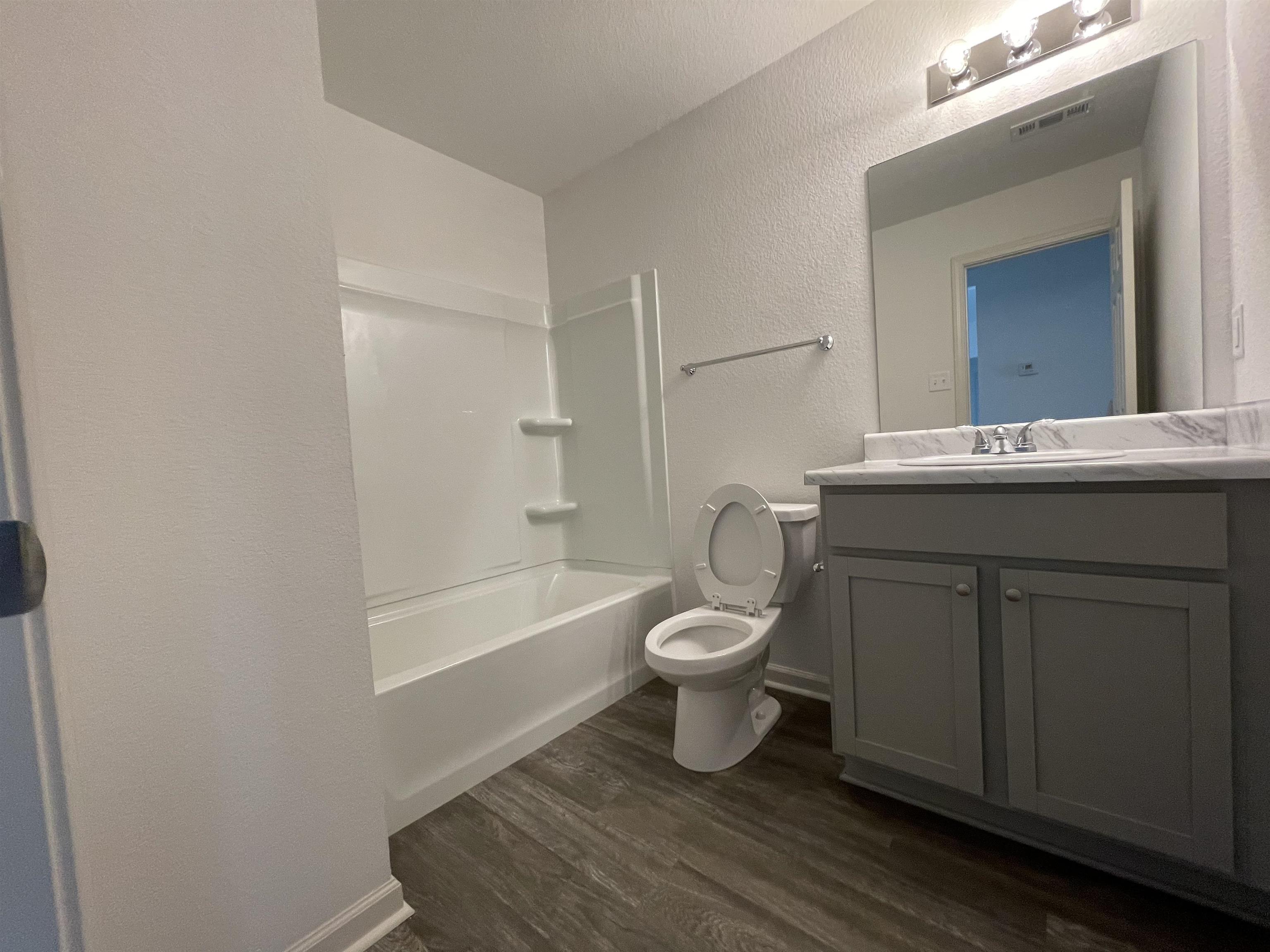 MUSEUM MEADOWS - Residential Lease