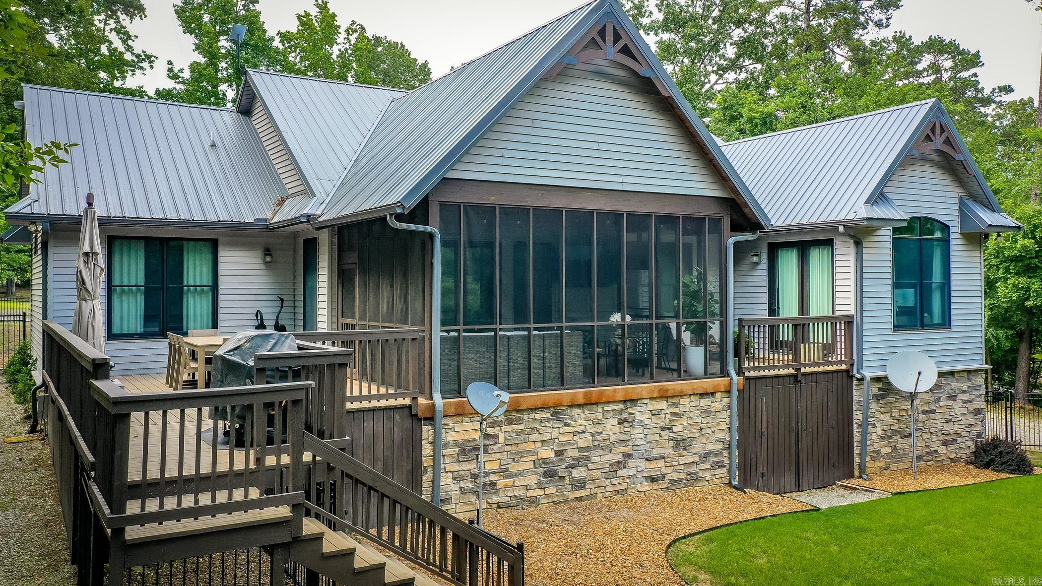 RIVER RIDGE ESTATES - Residential