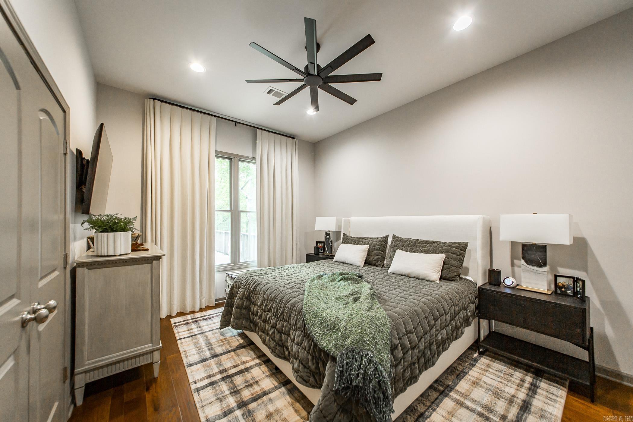 RIVER RIDGE ESTATES - Residential