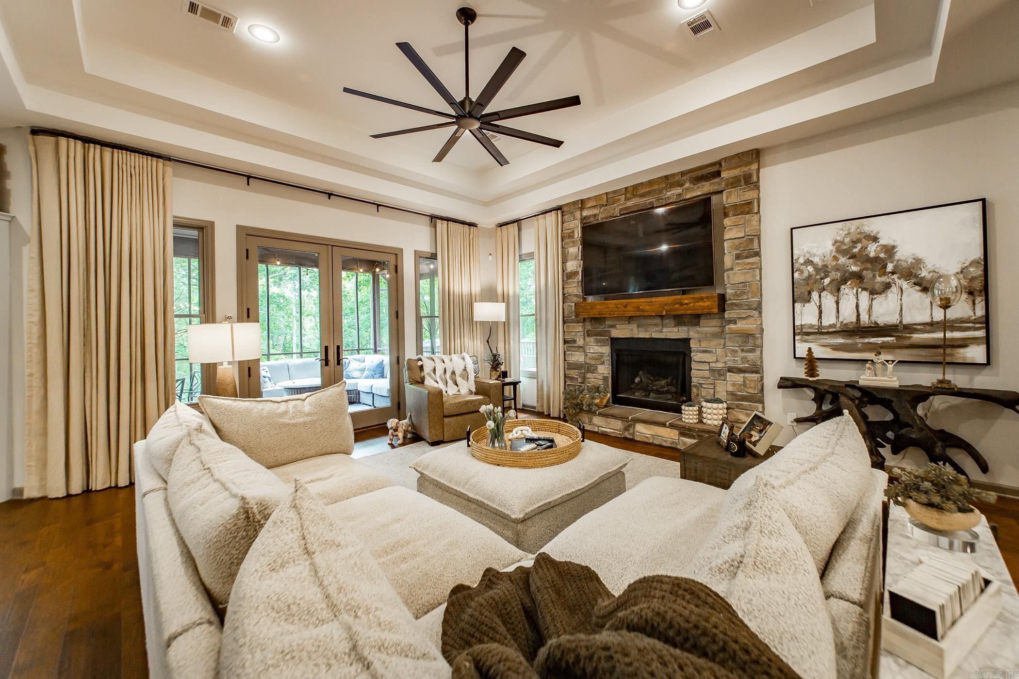 RIVER RIDGE ESTATES - Residential