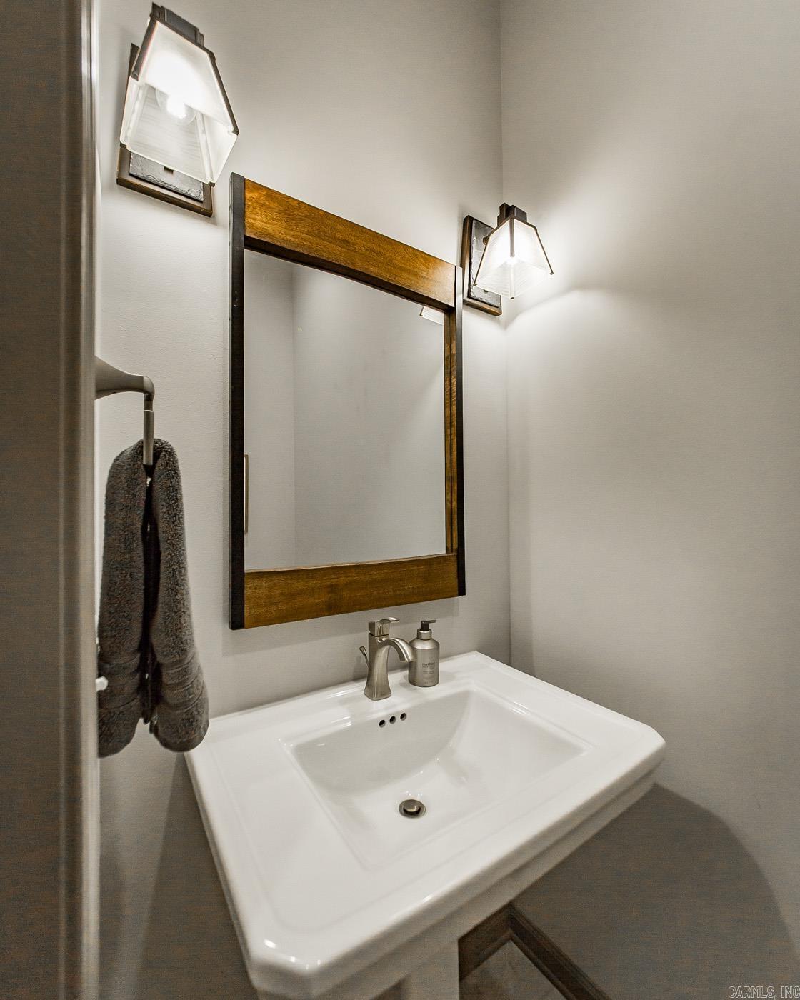 RIVER RIDGE ESTATES - Residential