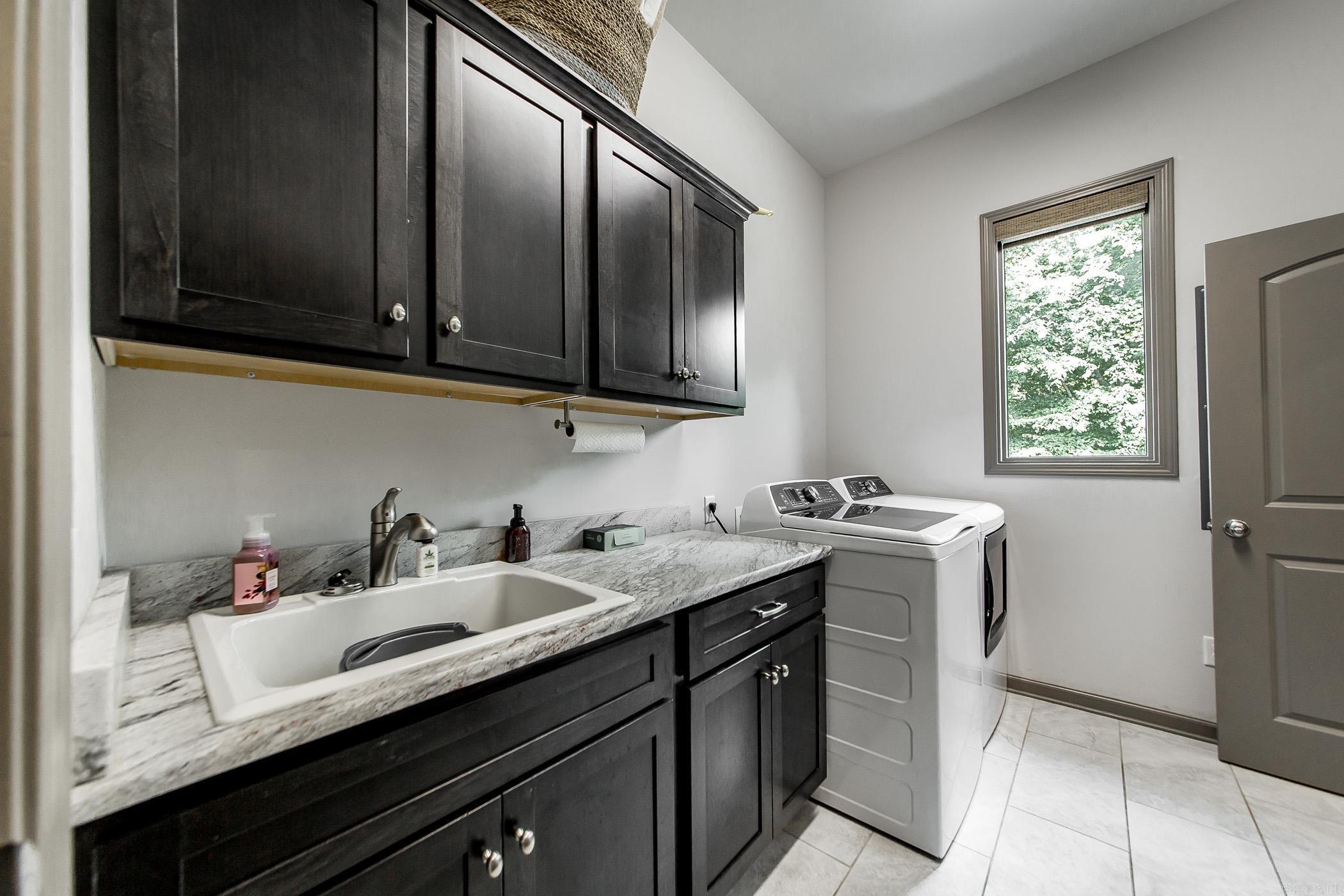 RIVER RIDGE ESTATES - Residential