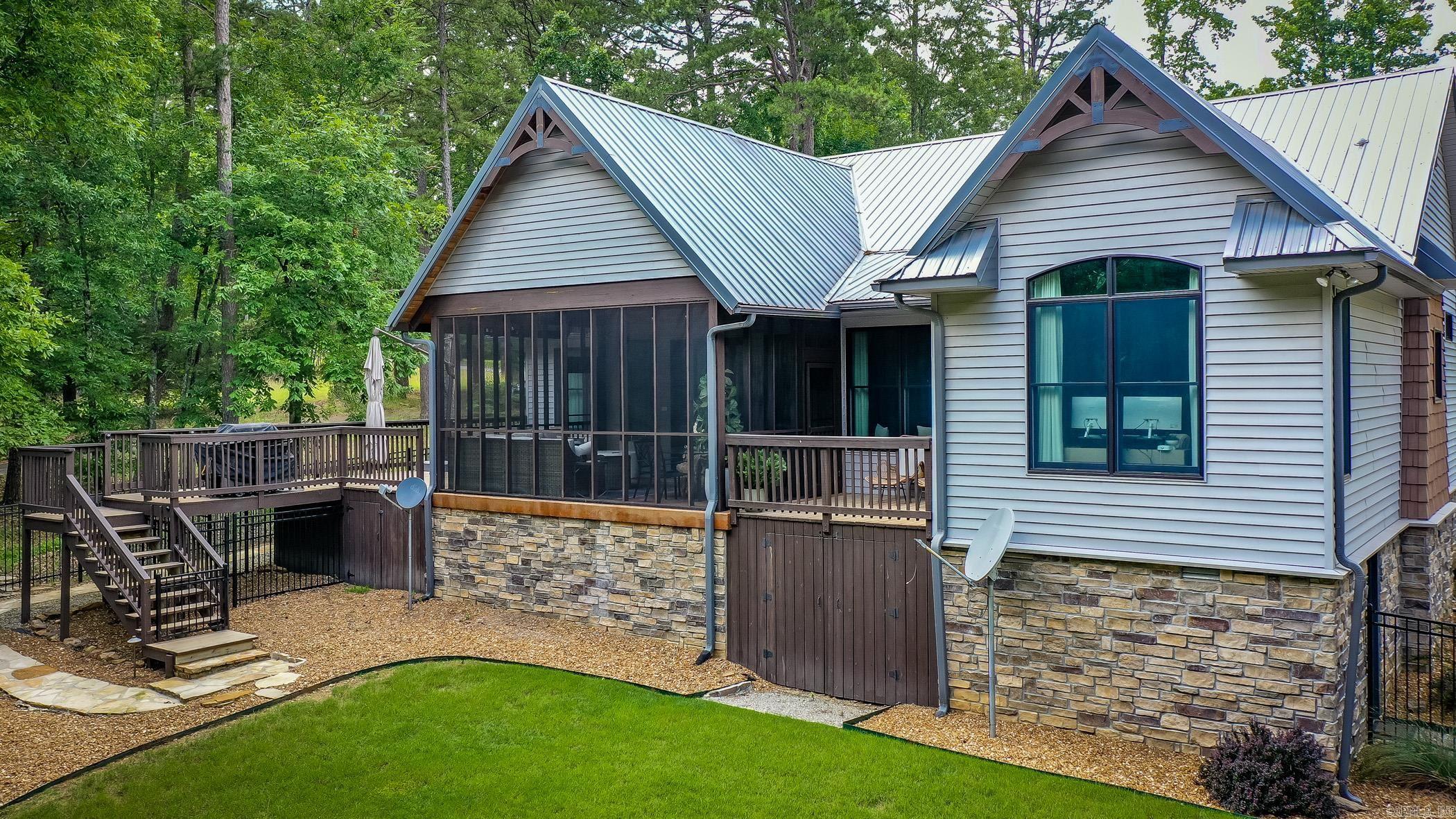 RIVER RIDGE ESTATES - Residential