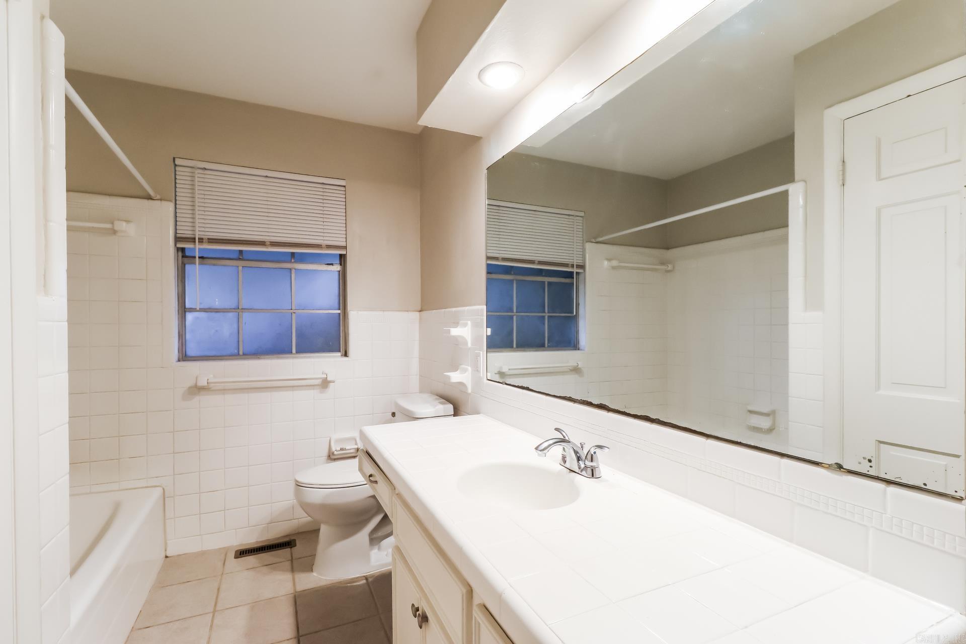 LEAWOOD HEIGHTS - Residential