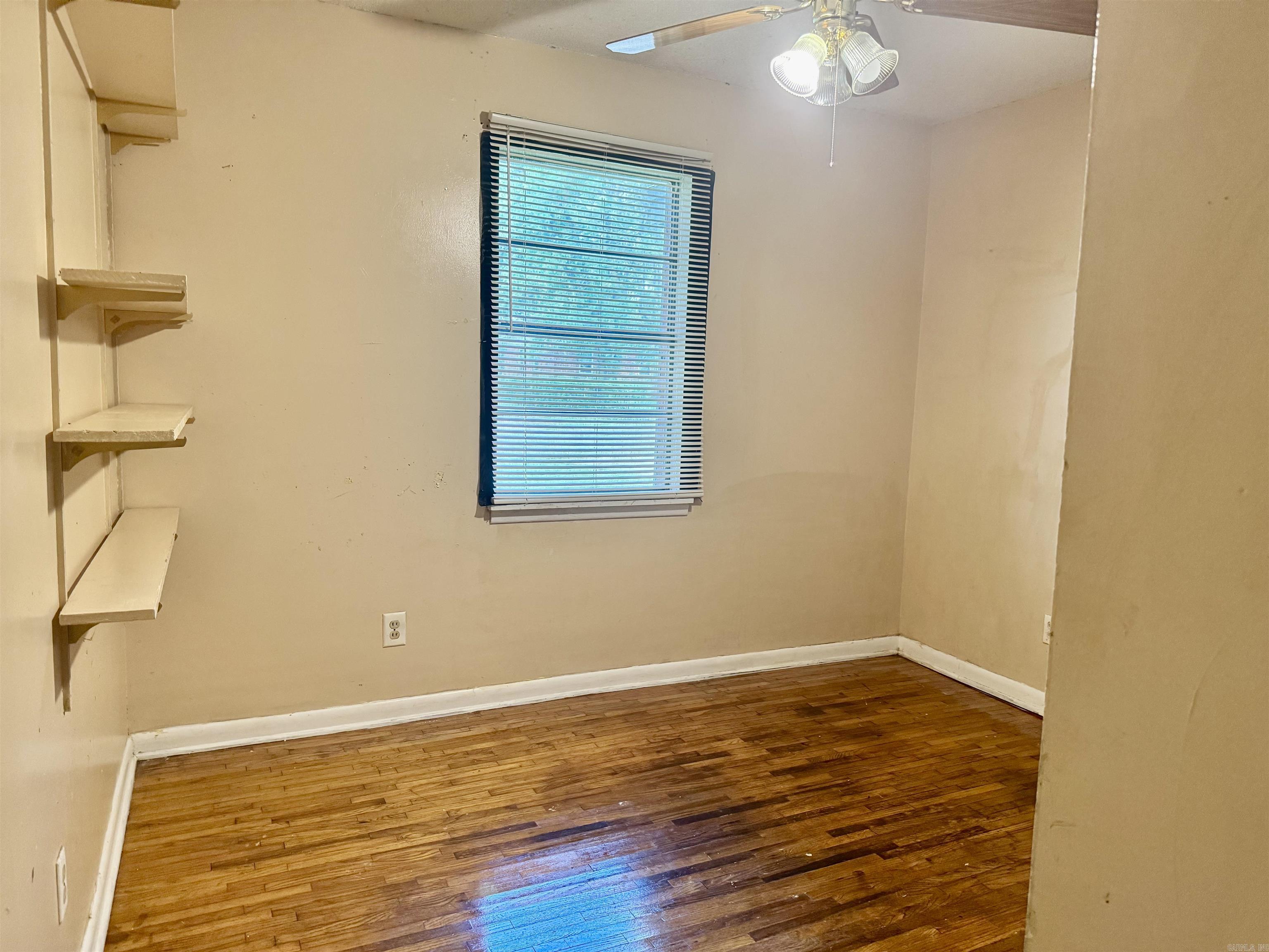 BRIARFIELD - Residential