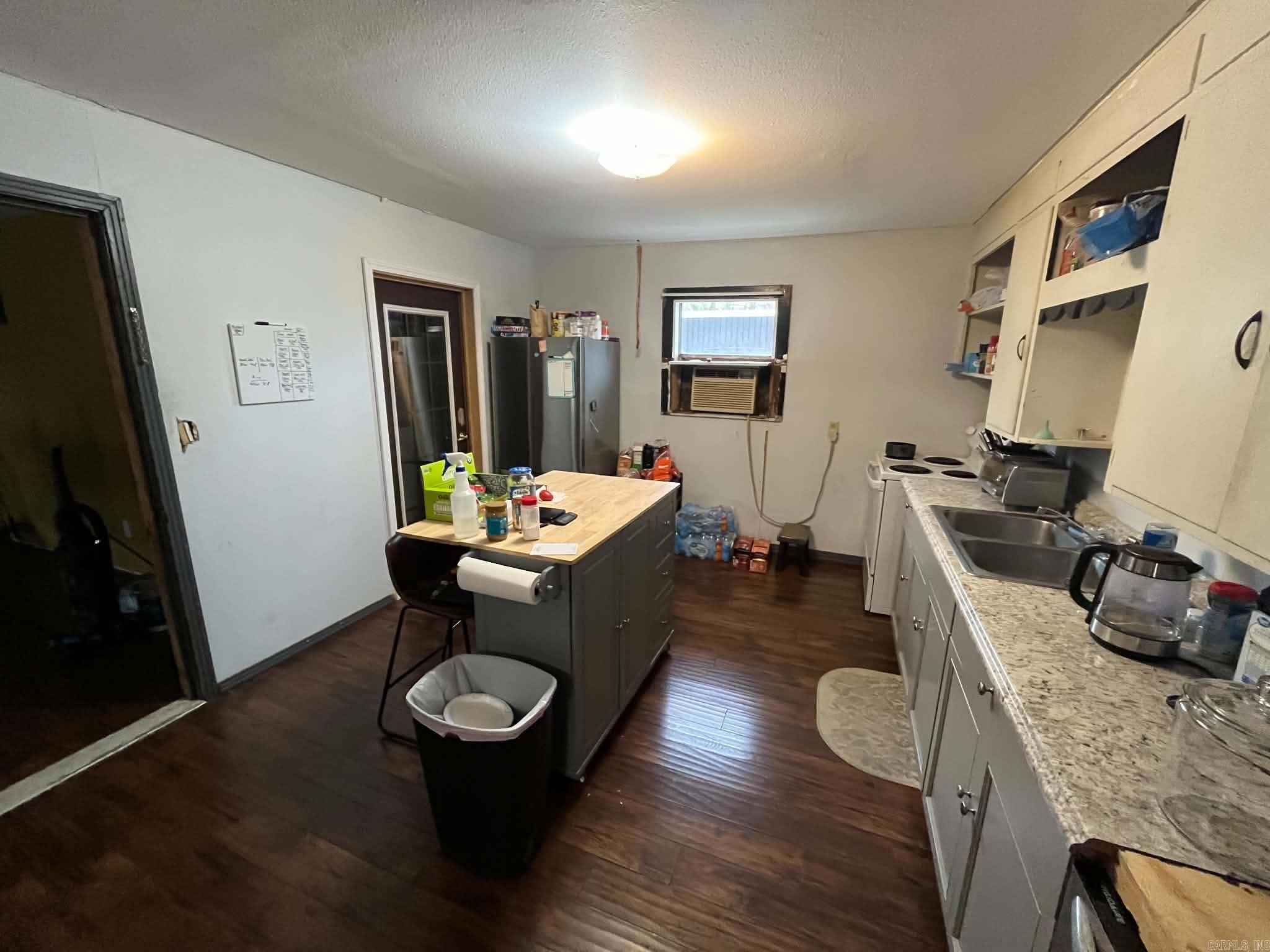 HORNBECK PLACE - Residential