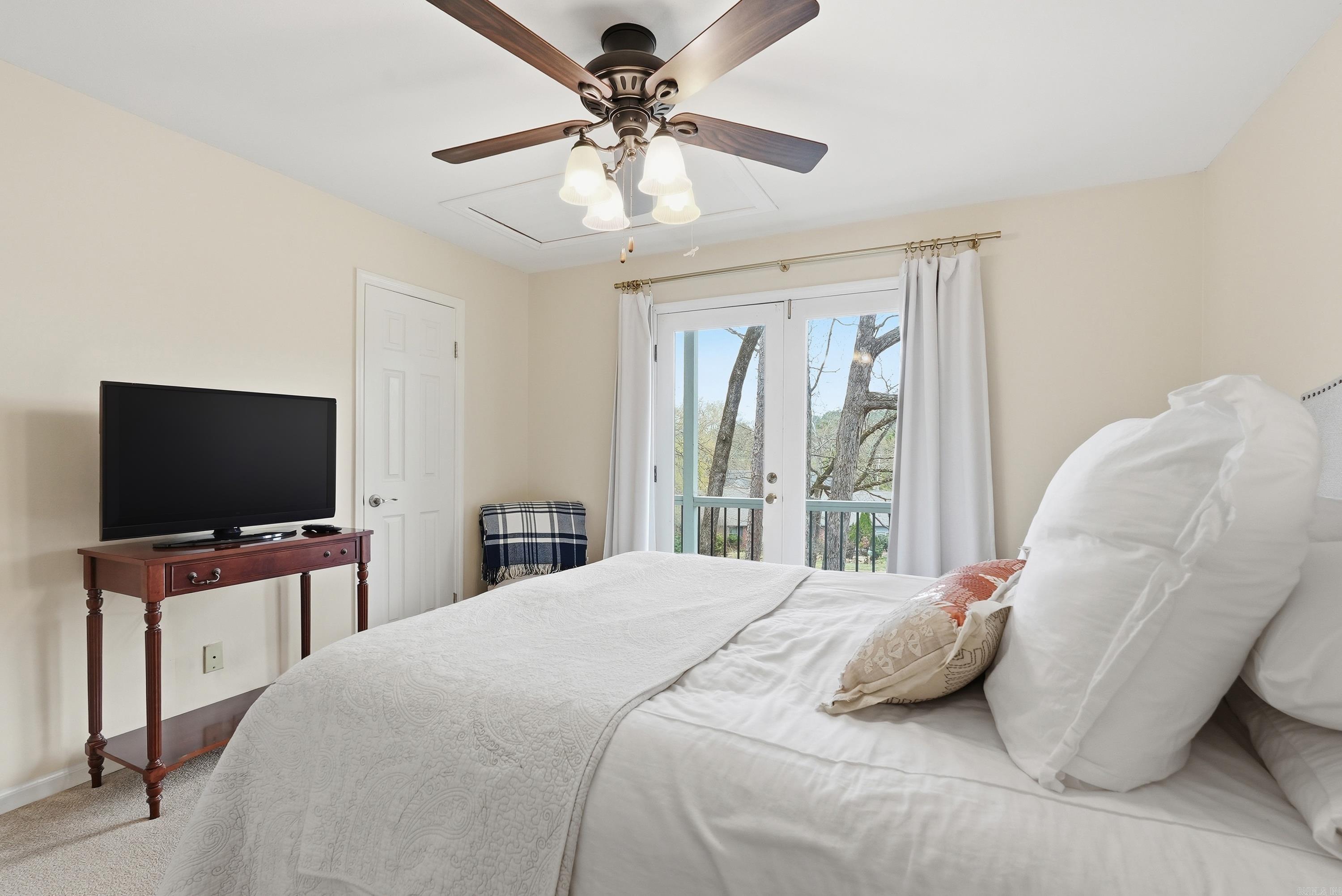 HILLSBOROUGH - Residential