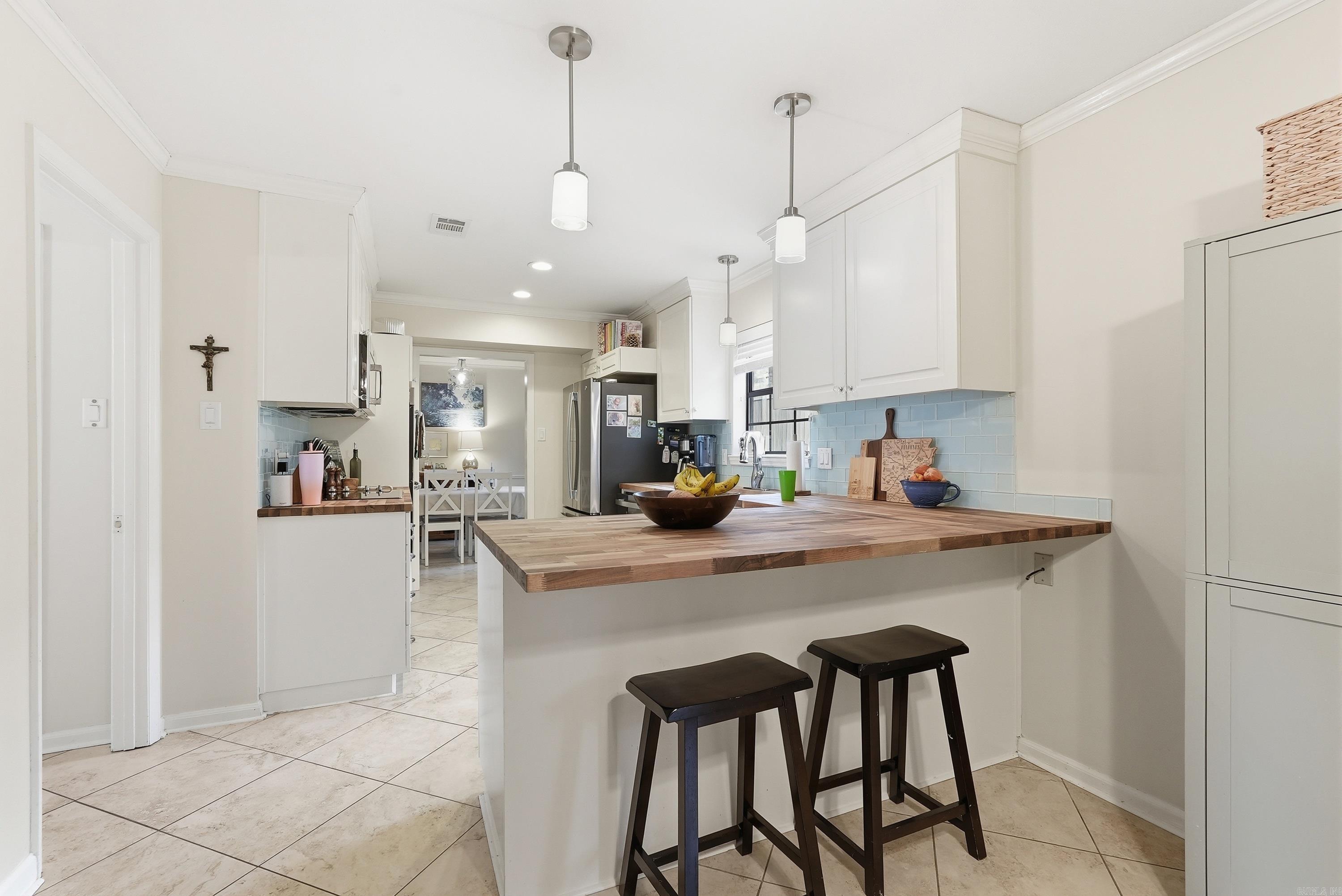 HILLSBOROUGH - Residential