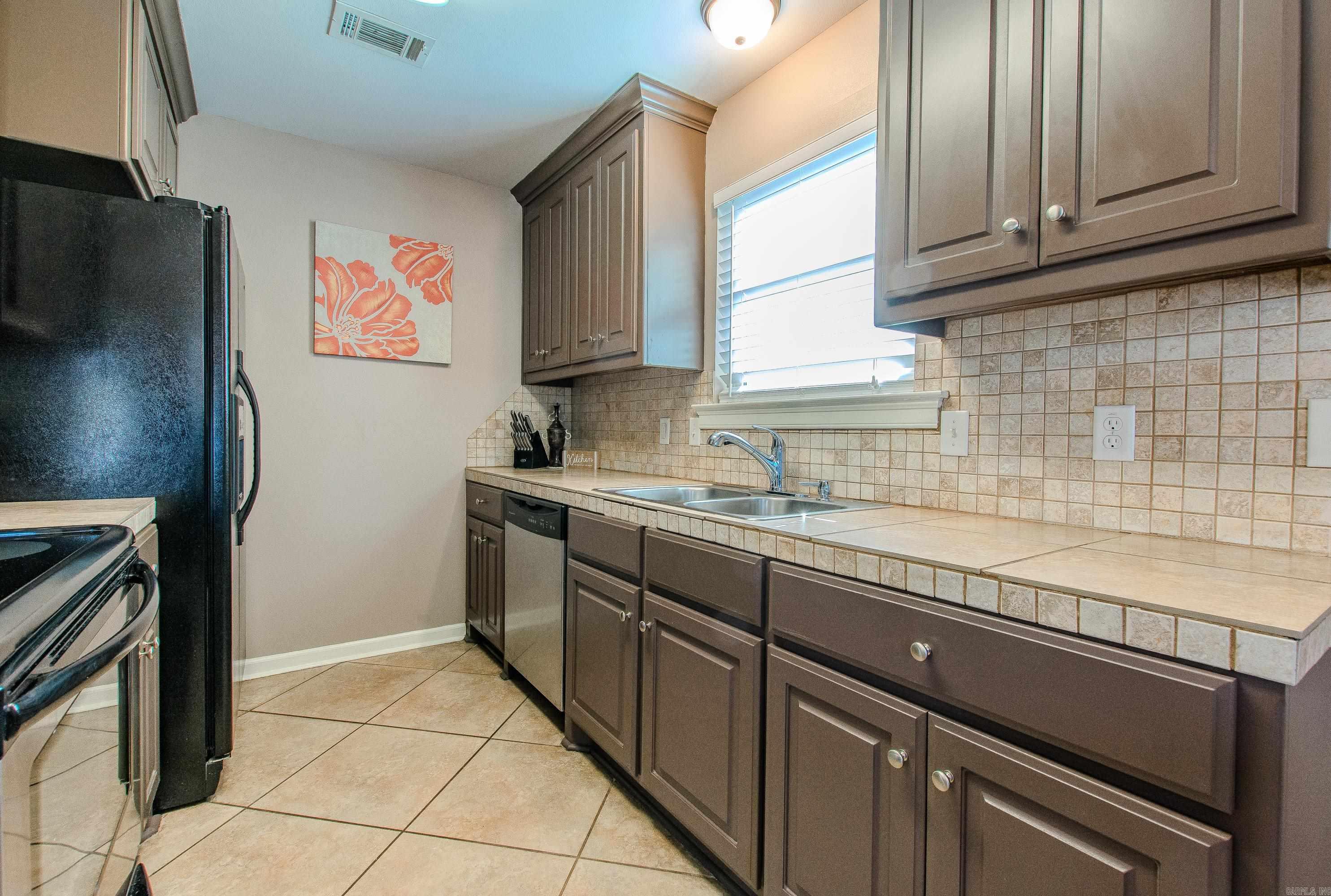 PINEDALE COVE - Residential