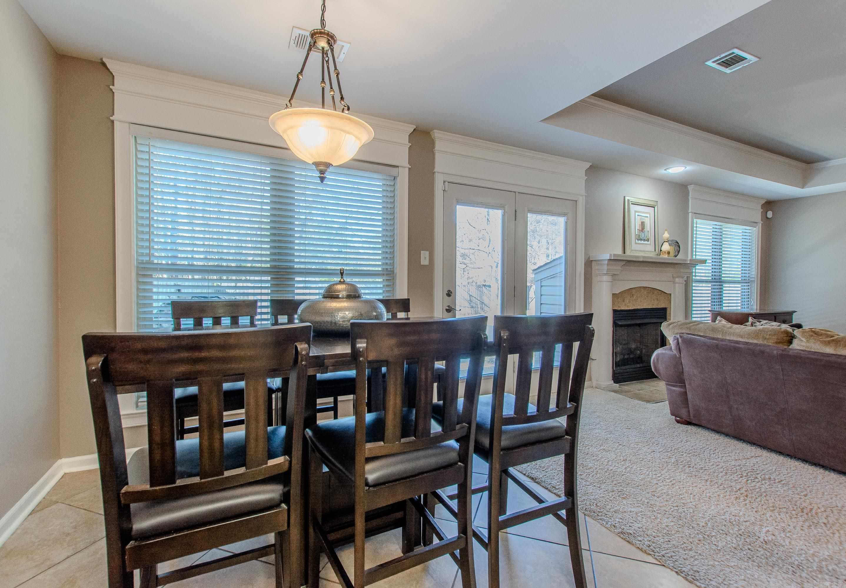 PINEDALE COVE - Residential