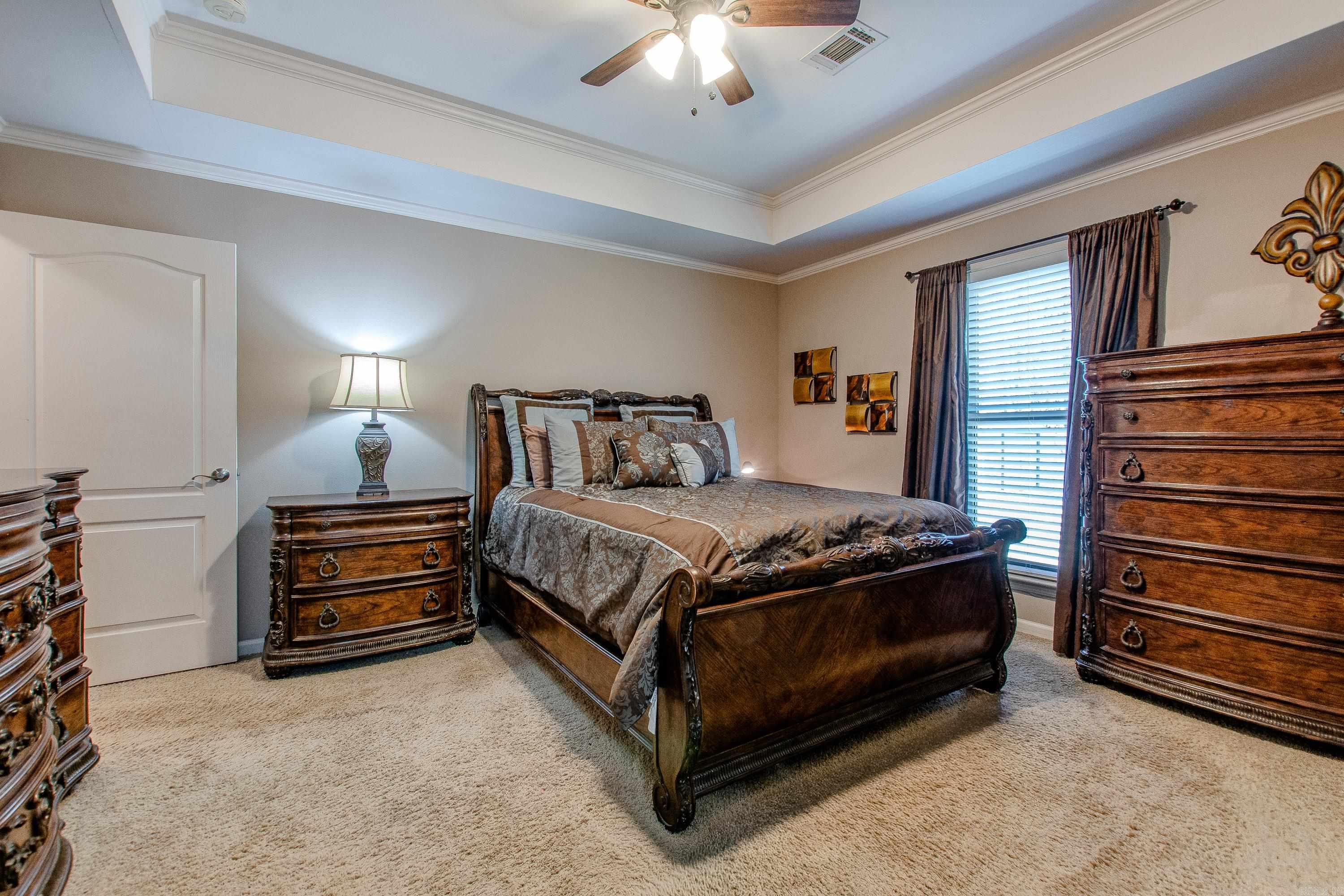 PINEDALE COVE - Residential