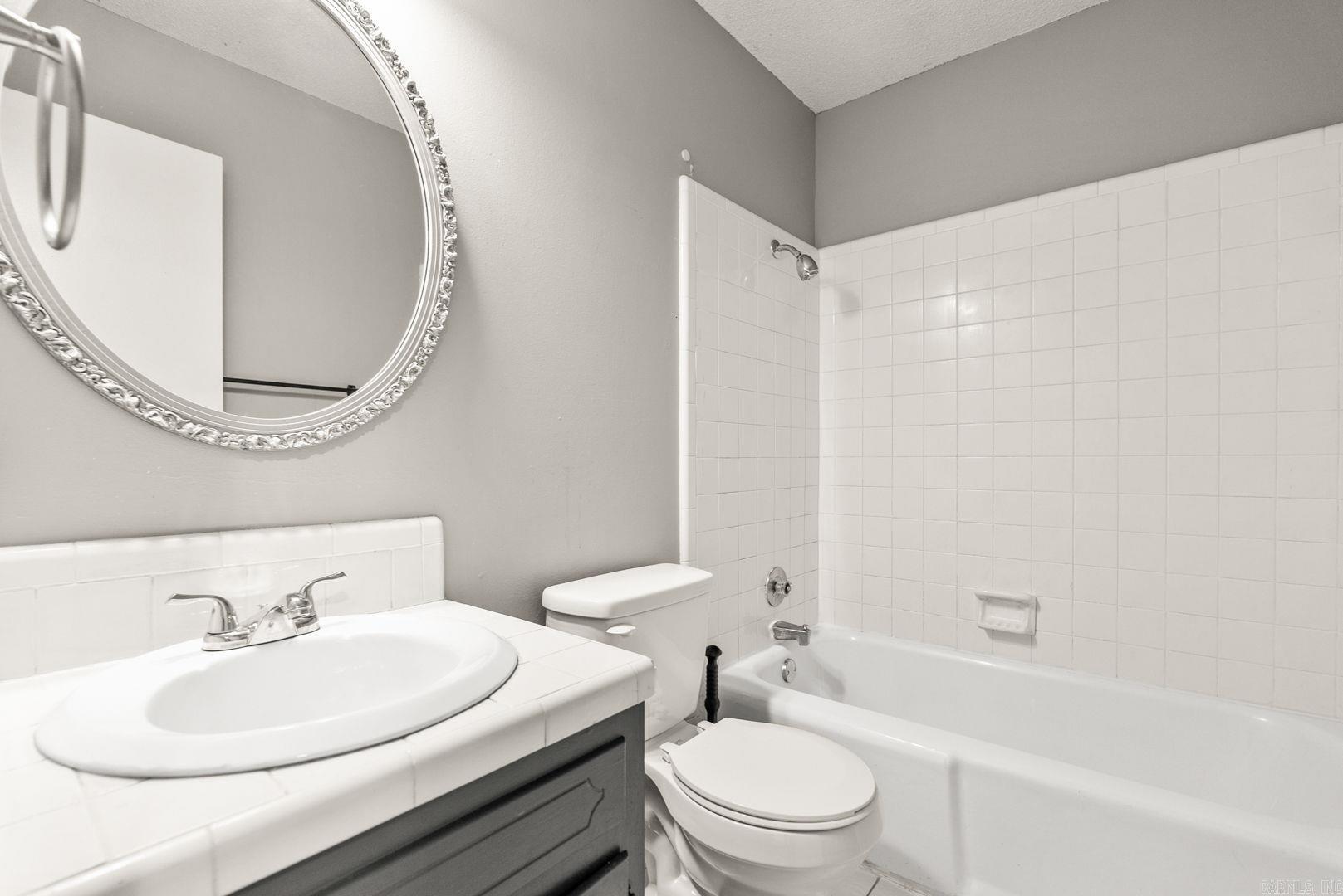 PLEASANT VIEW - Residential