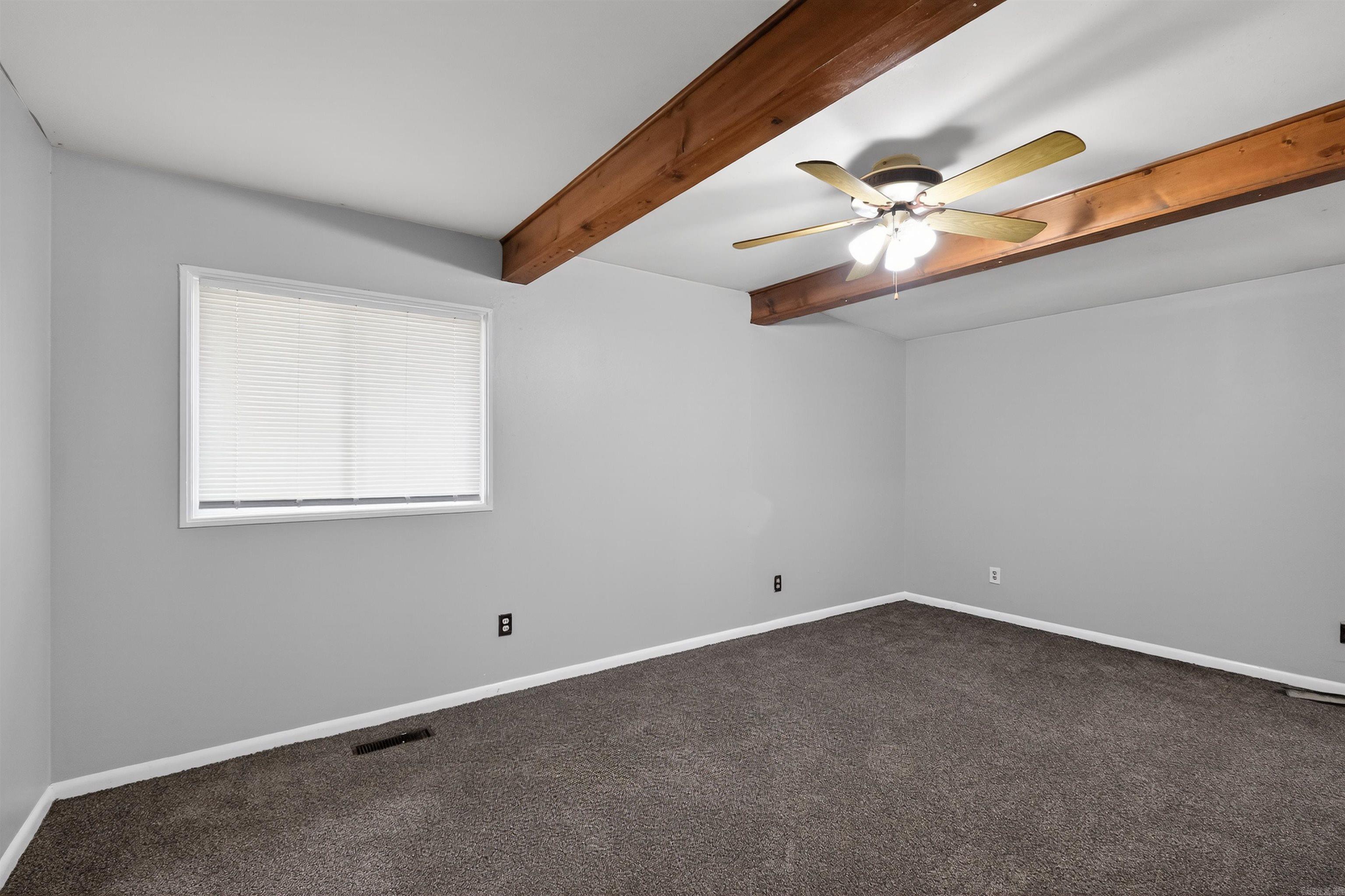 MEADOWCLIFF - Residential
