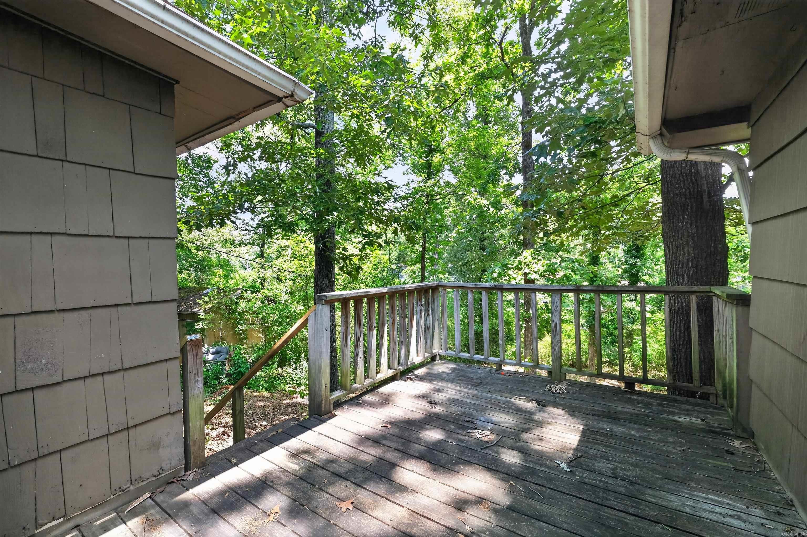 MEADOWCLIFF - Residential