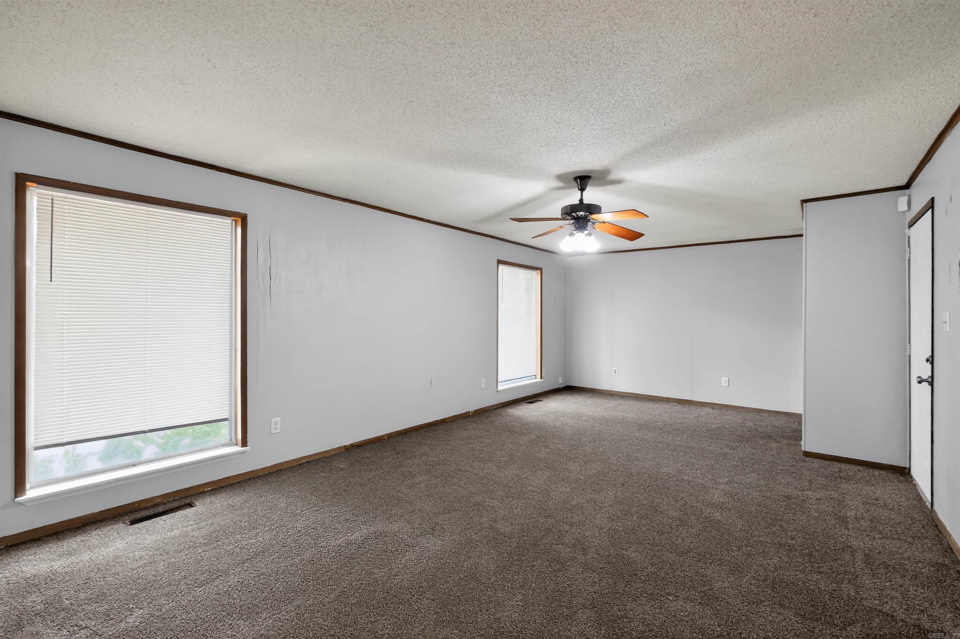 MEADOWCLIFF - Residential