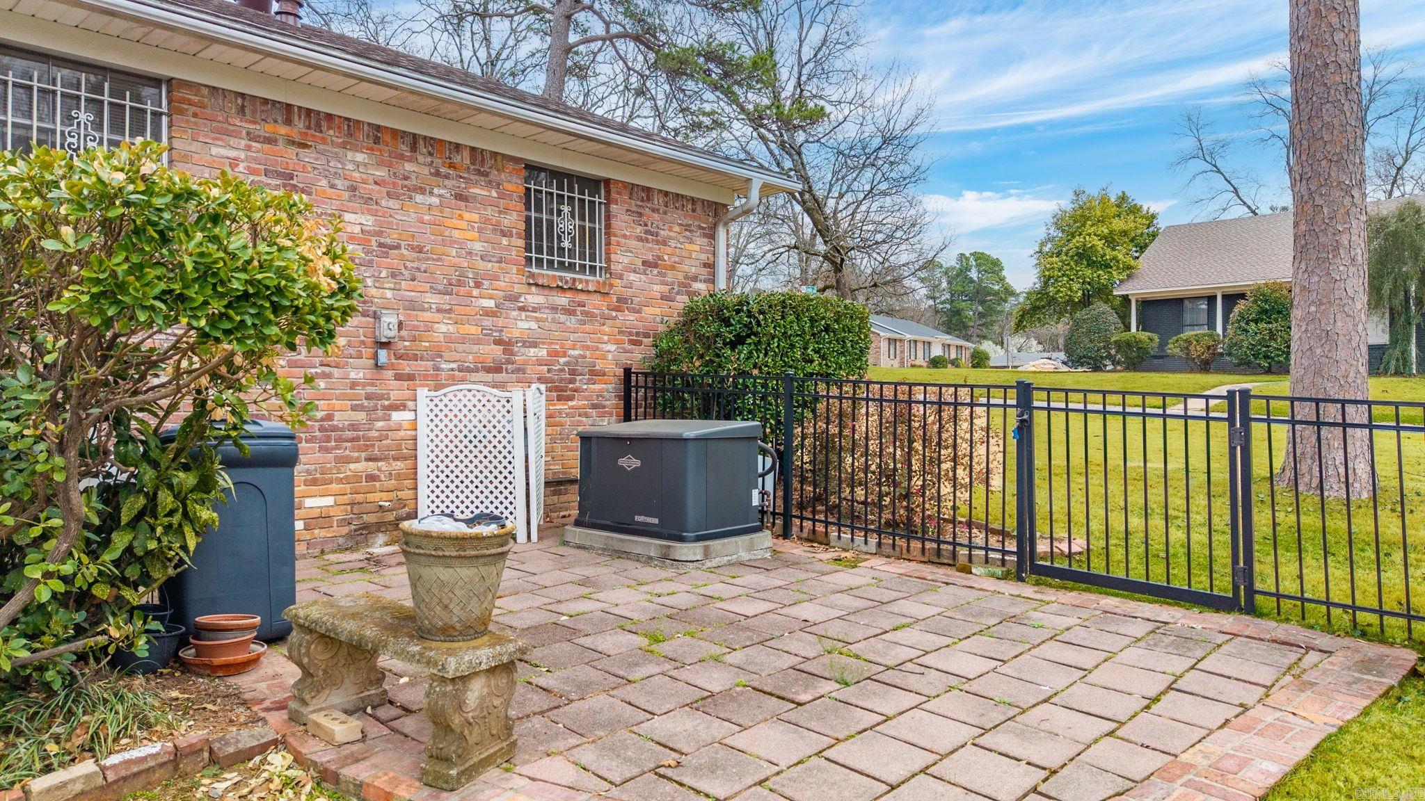 Leawood Heights - Residential