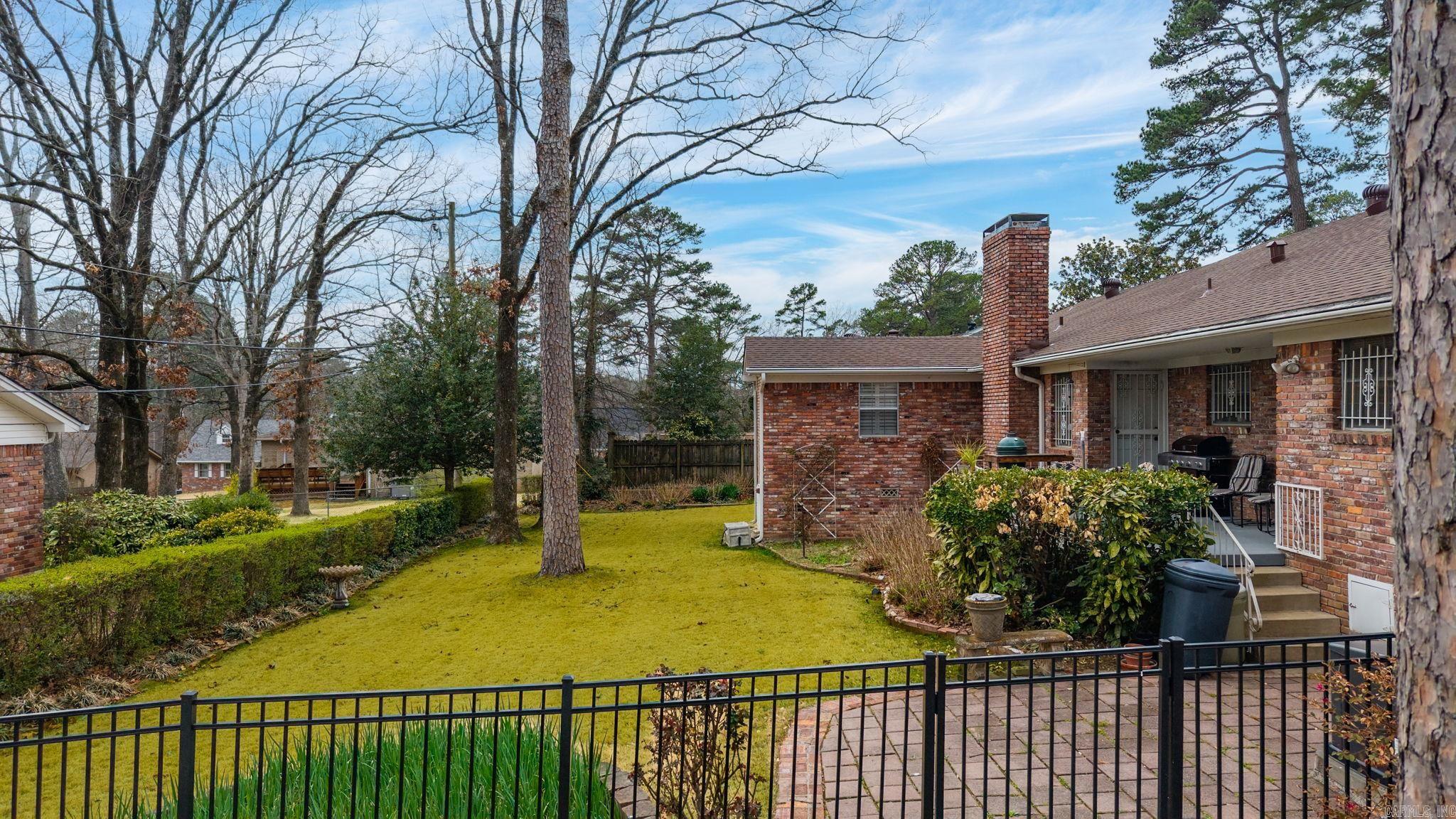 Leawood Heights - Residential