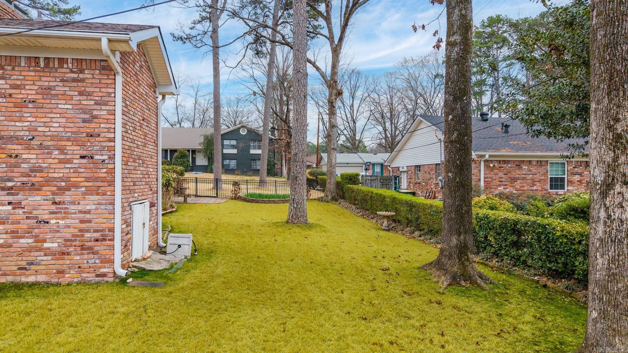 Leawood Heights - Residential