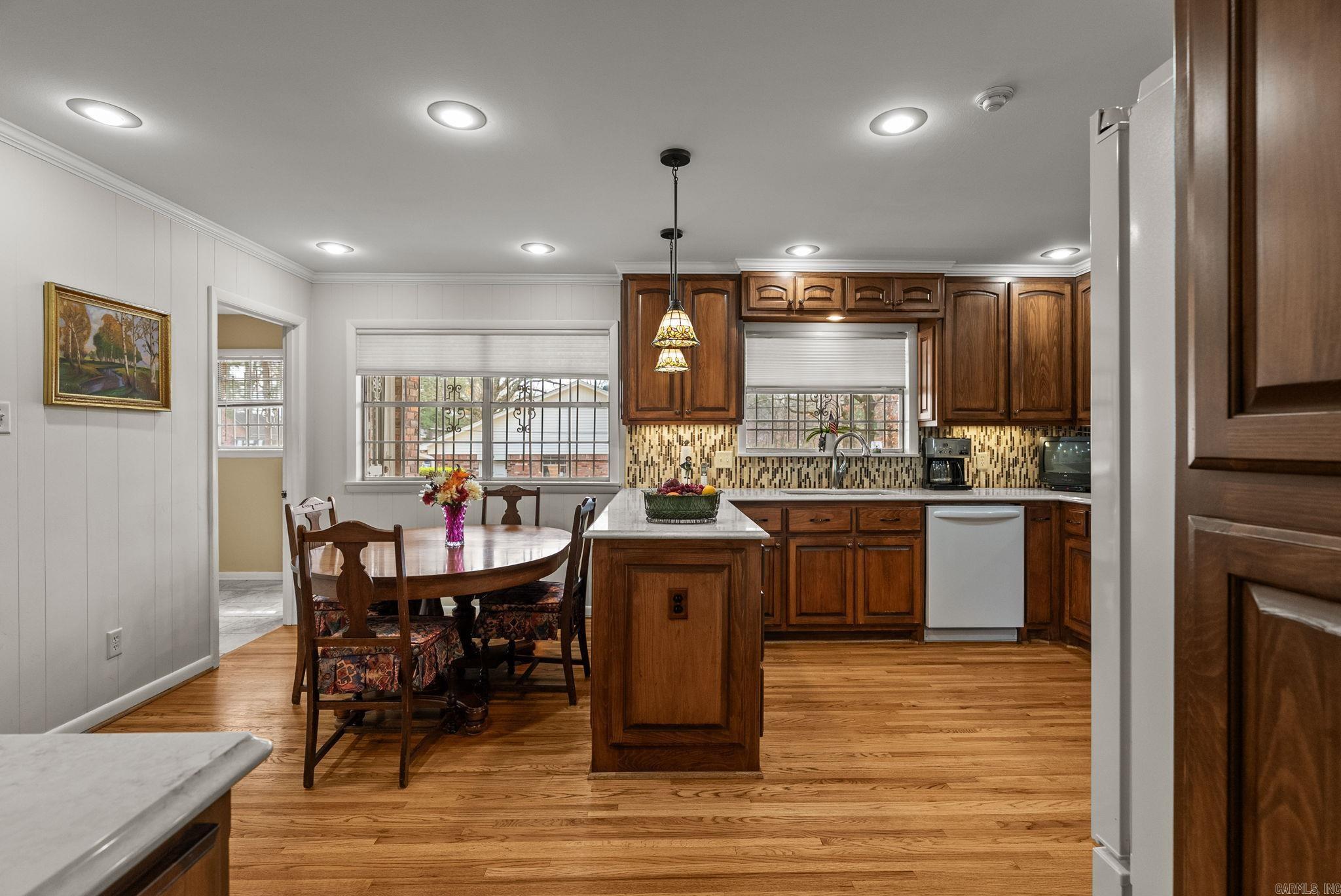 Leawood Heights - Residential