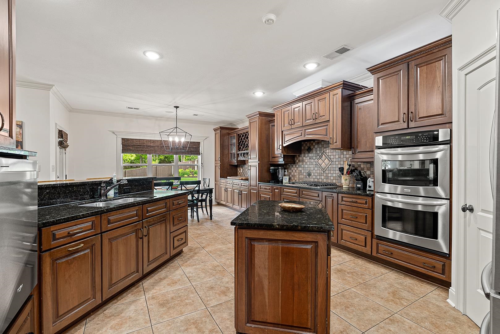PLANTATION ESTATES - Residential