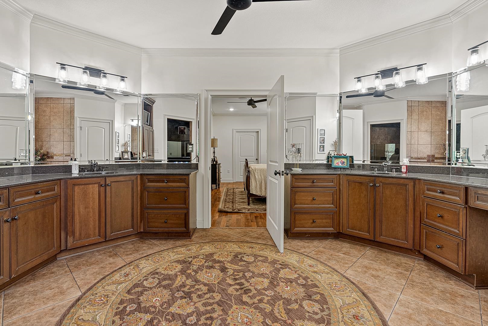PLANTATION ESTATES - Residential