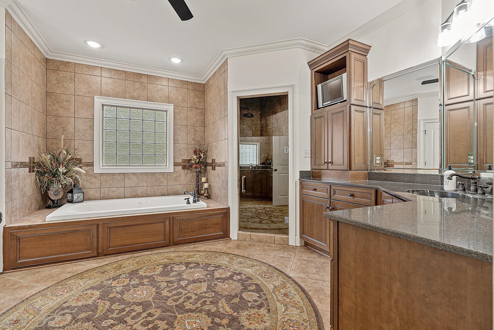 PLANTATION ESTATES - Residential