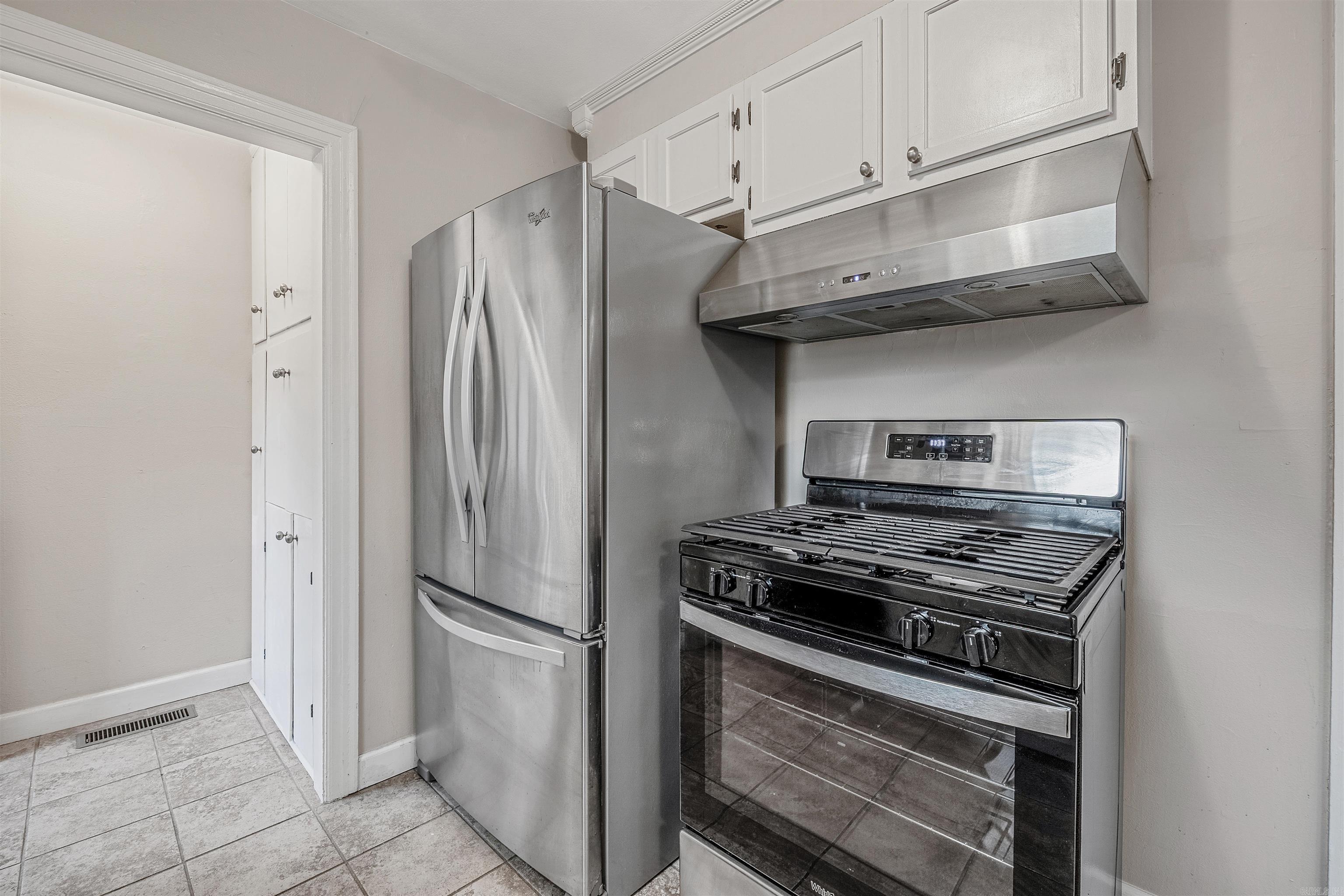 CHERRY & COX - Residential