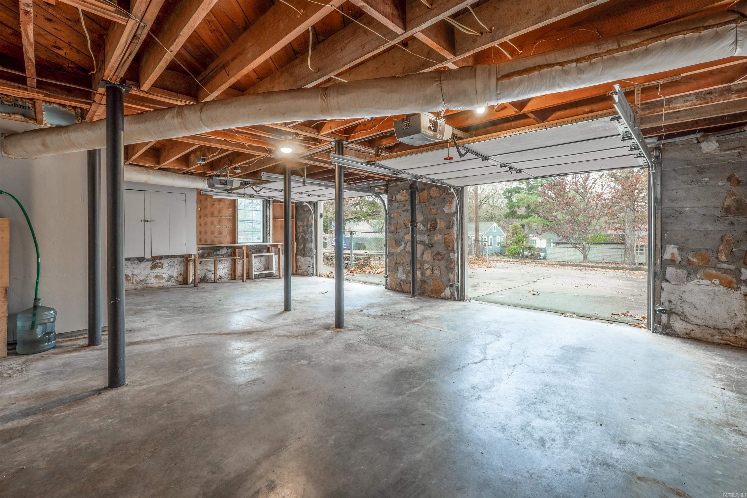 CHERRY & COX - Residential