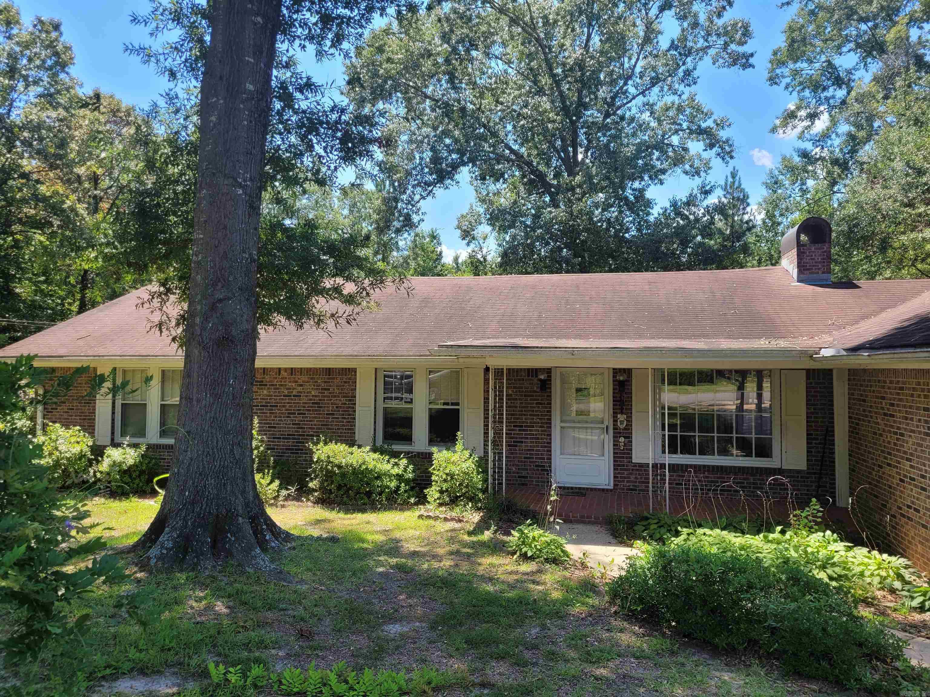 This home is out but only a few minutes from town. Give David a call at 870-314-1658 or 870-863-4011.