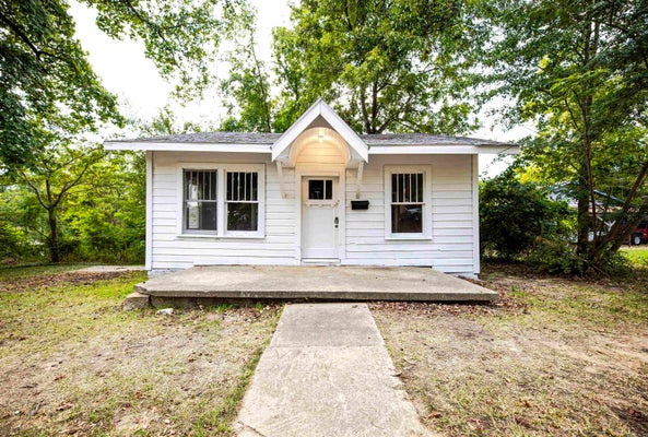424 DOLPHIN AVE, CAMDEN, AR 71701 - Image d40c31a2fee7cf677ec3a679b0153dc7/3917203880