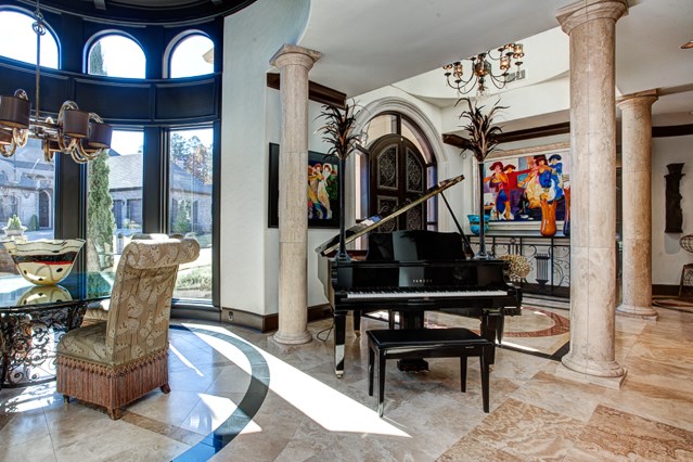 Hickory Grove - Residential