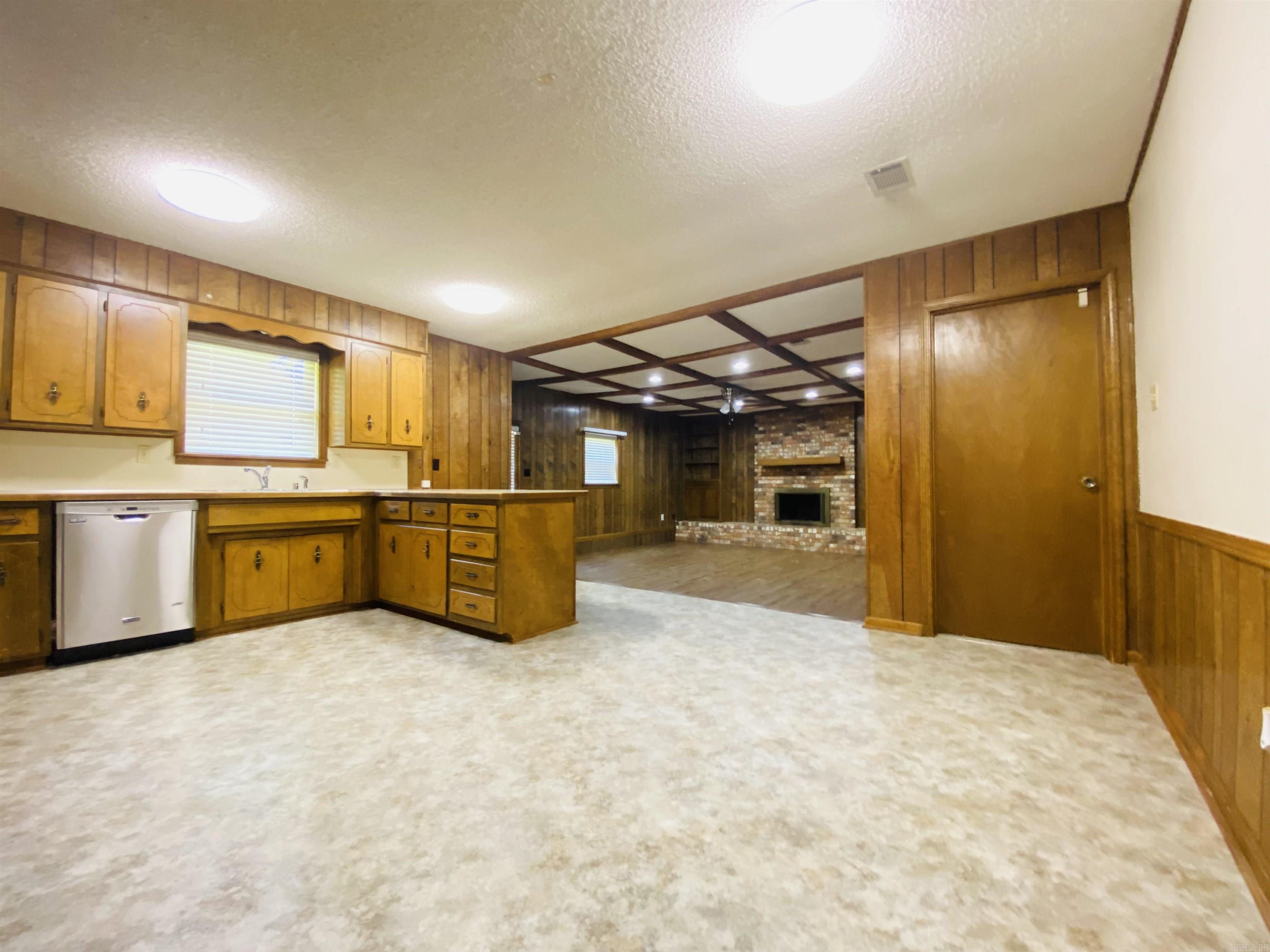 PINE FOREST - Residential