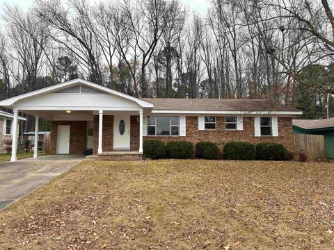 Photo of 904 Lessel Drive, Jacksonville, AR 72076 (MLS # 25048881)