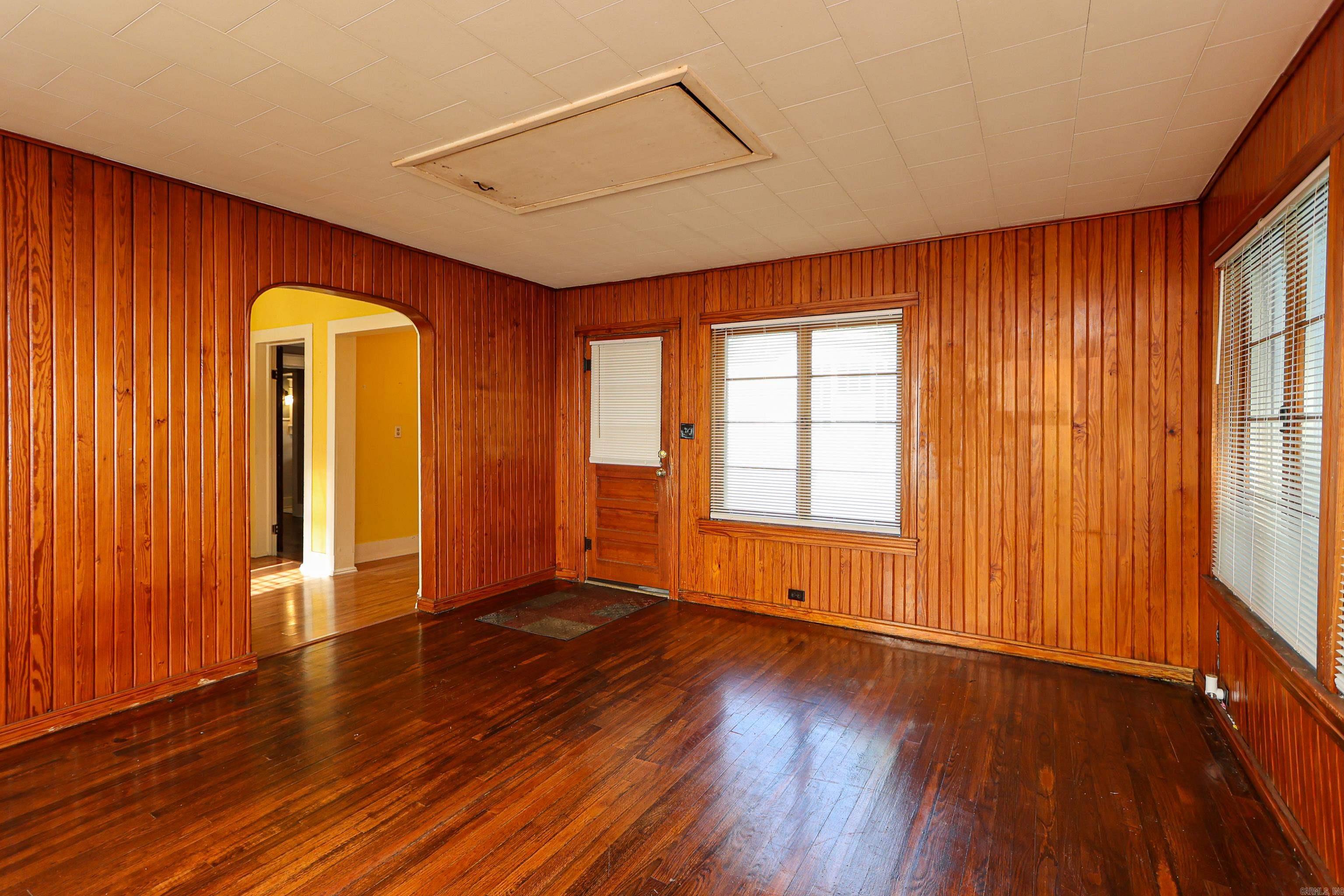 Metes & Bounds - Residential