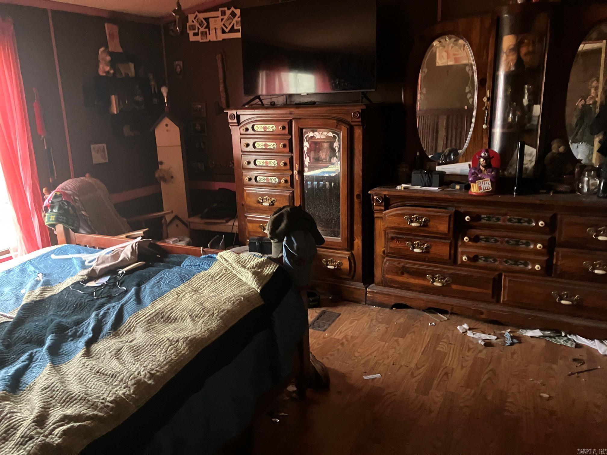 MENA ORIGINAL - Residential