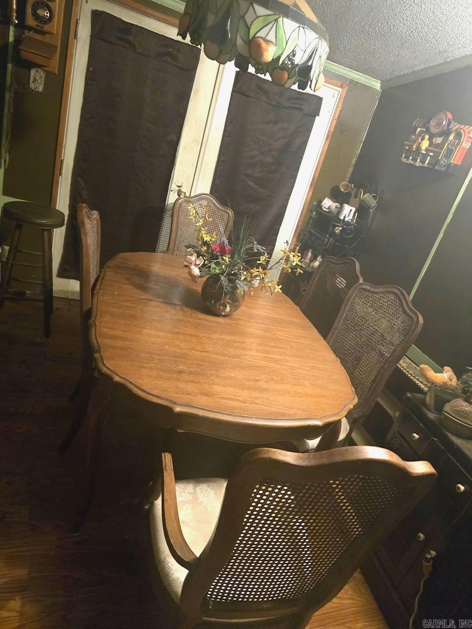 MENA ORIGINAL - Residential