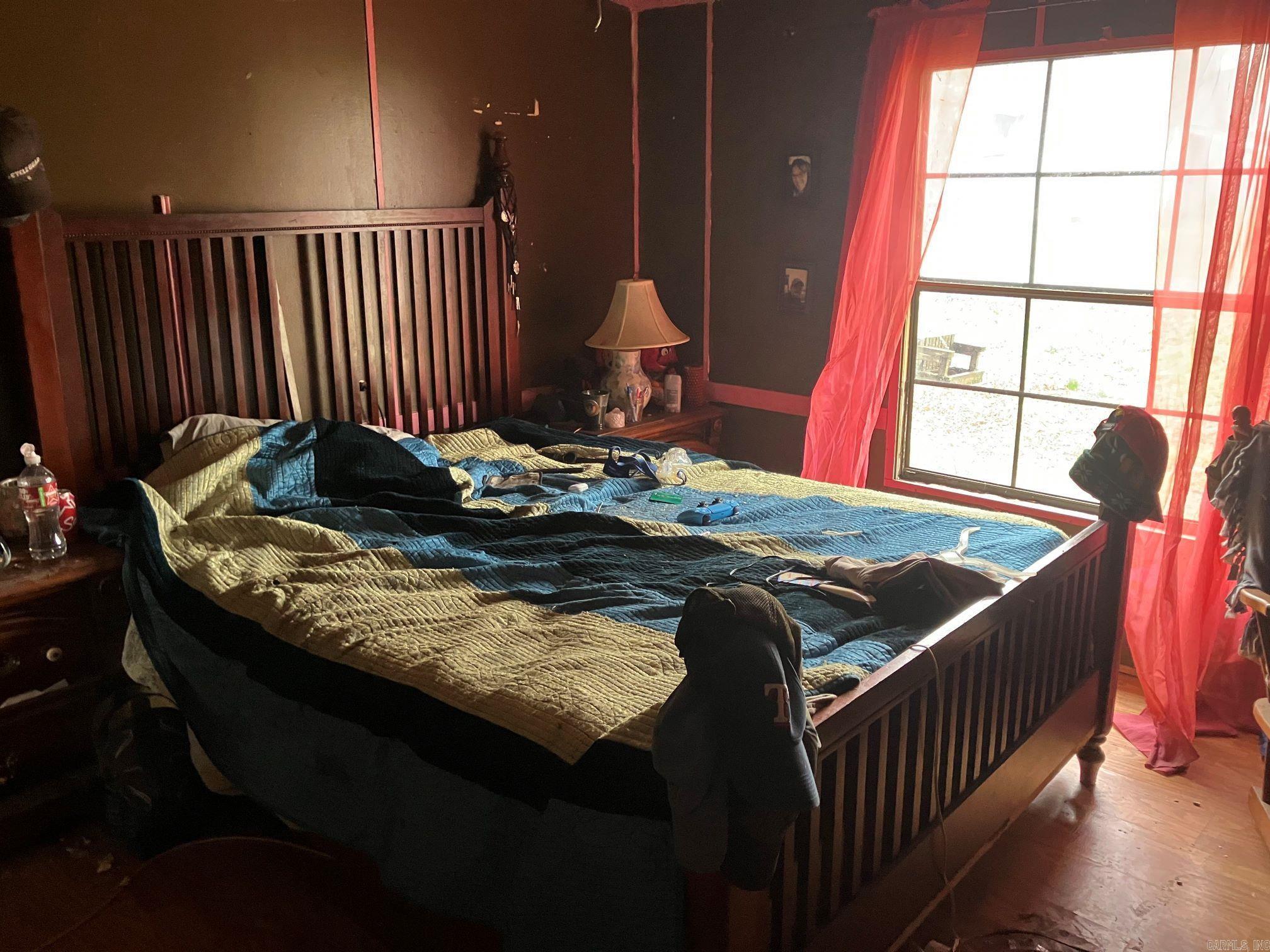 MENA ORIGINAL - Residential