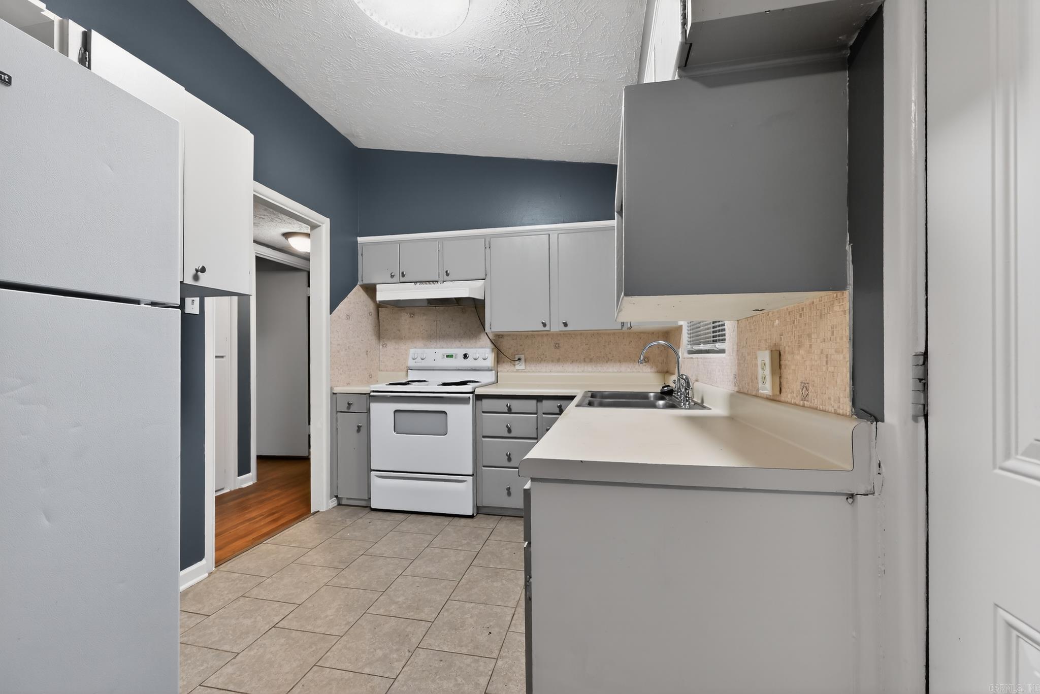 BROADMOOR ADDN - Residential