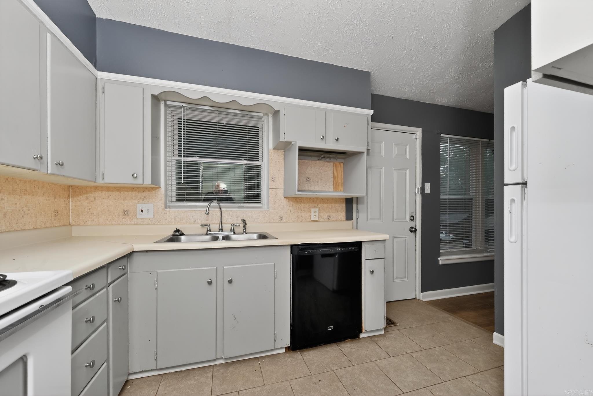 BROADMOOR ADDN - Residential