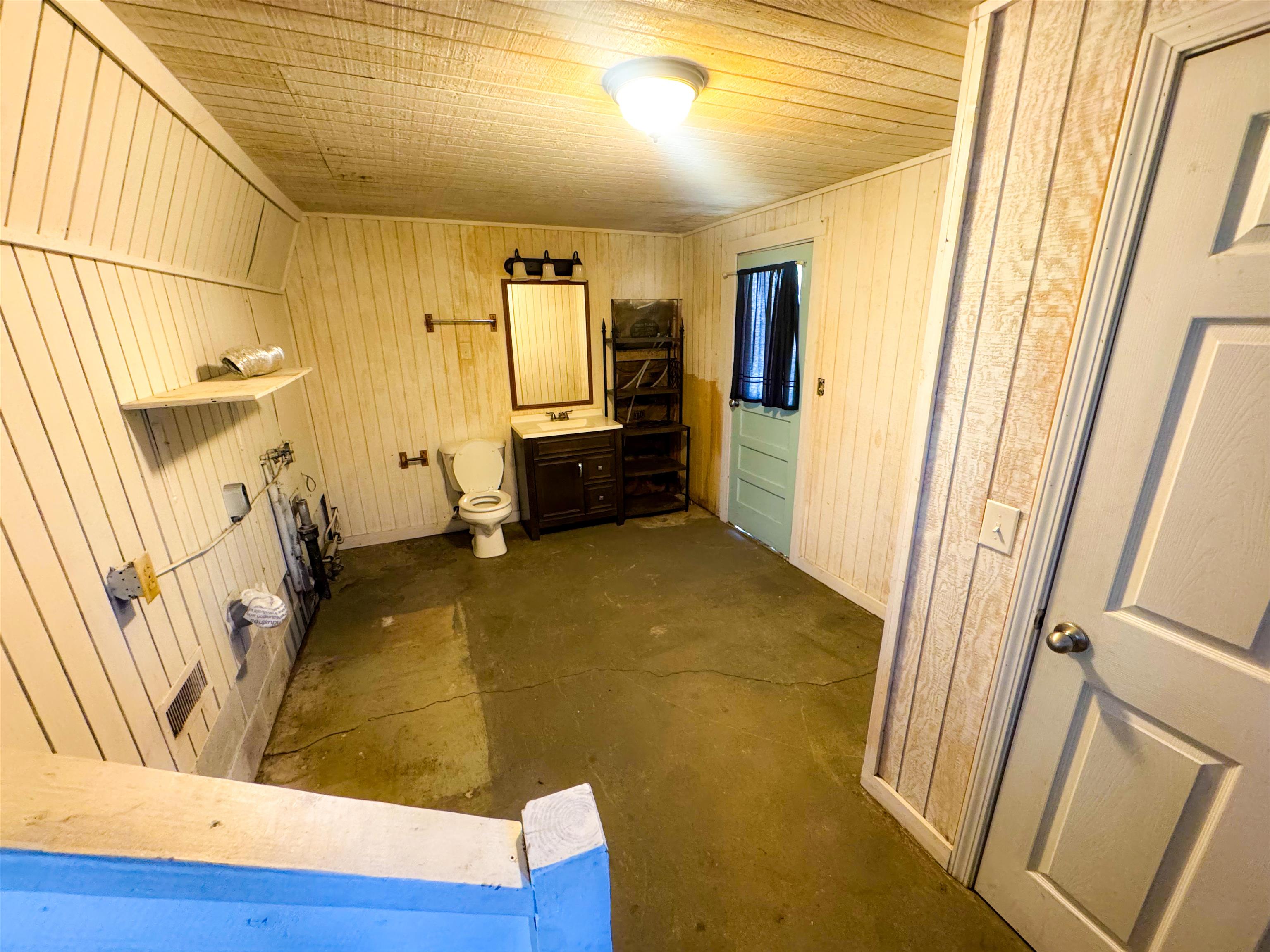 Dakota Second - Residential