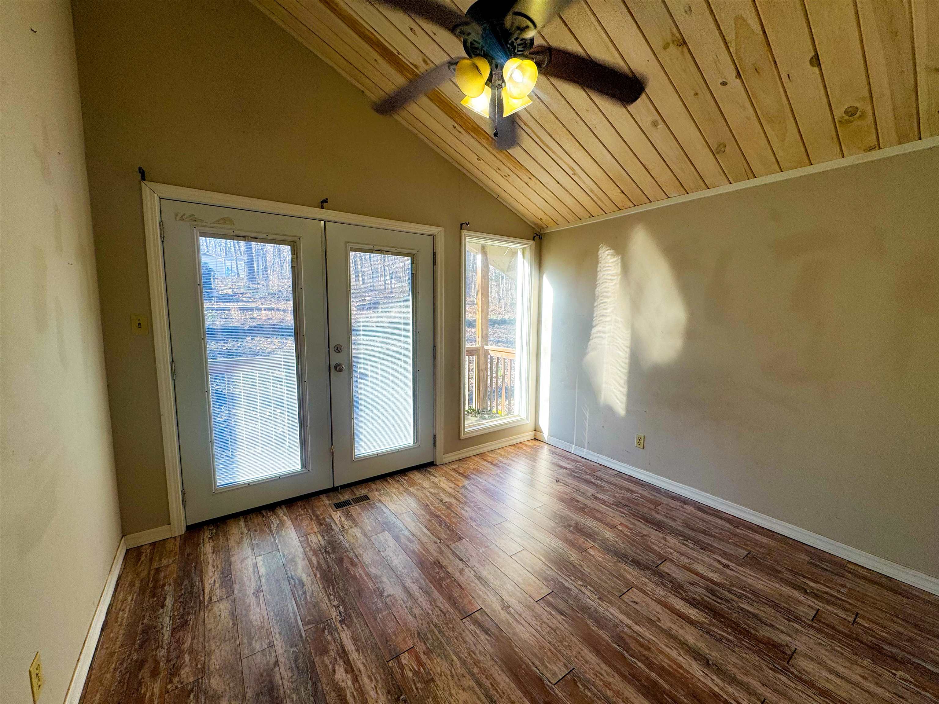 Dakota Second - Residential