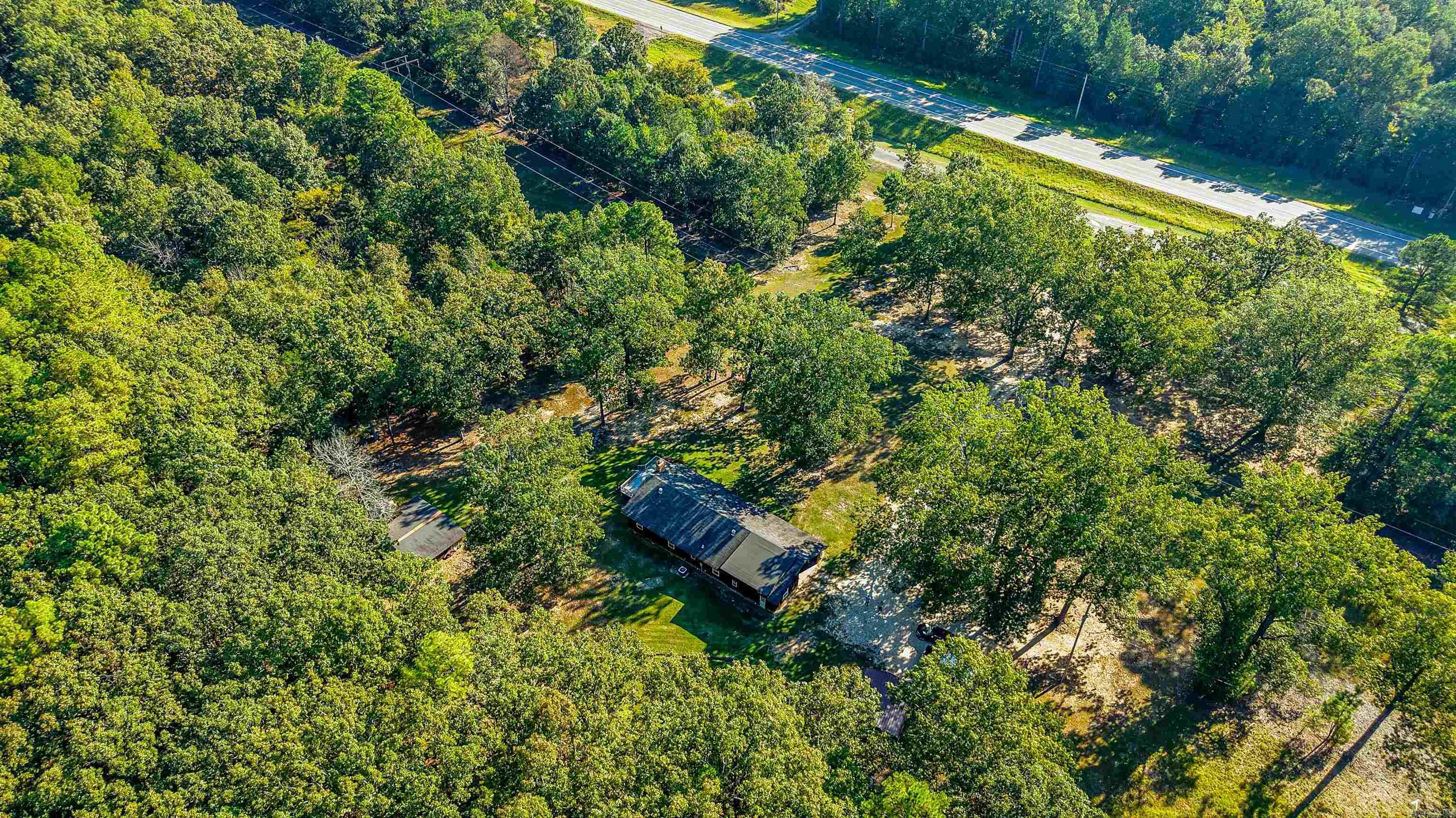 ROLLING HILLS - Residential
