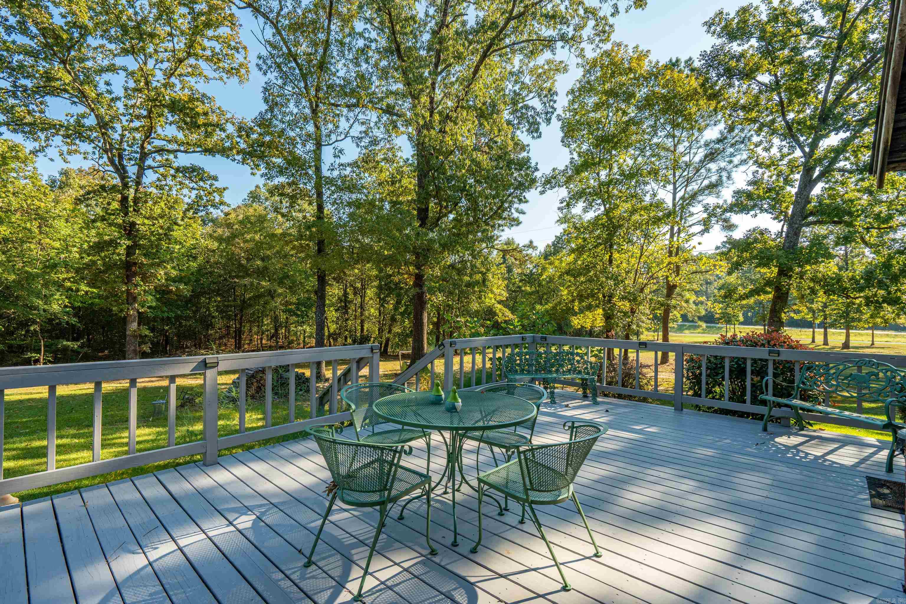 ROLLING HILLS - Residential