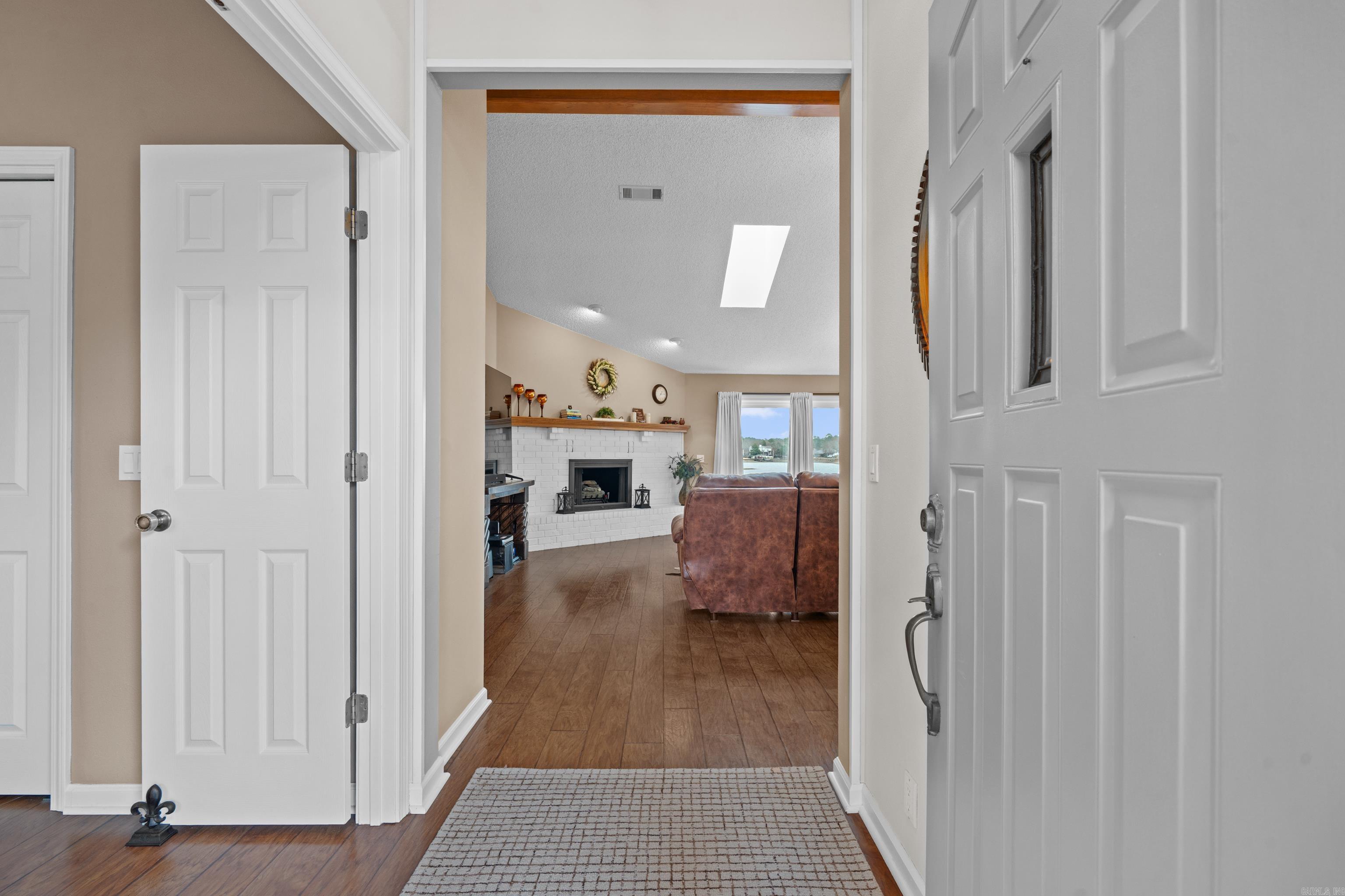 ADORACION - Residential